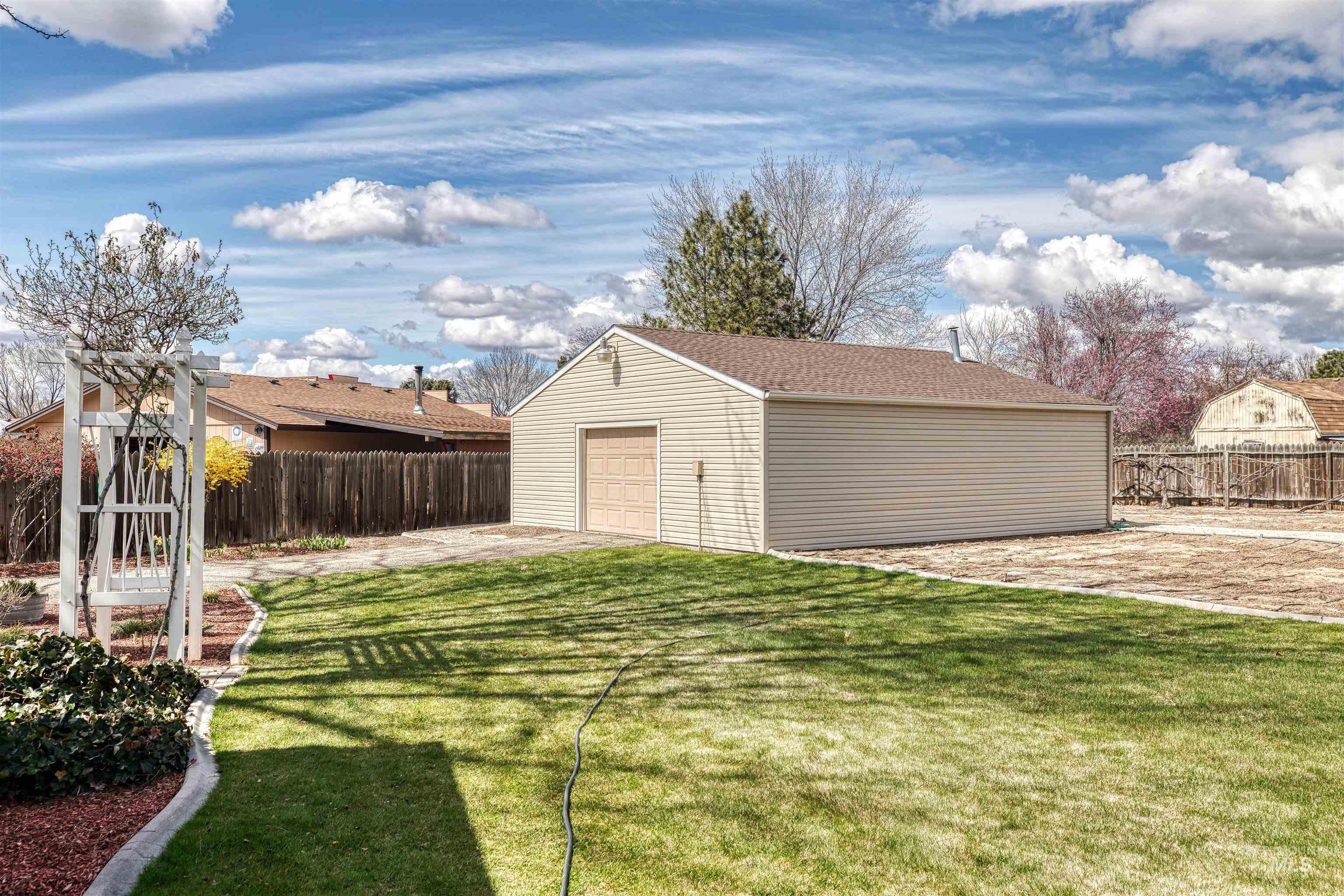 1132 S Amaya Place Property Photo 17