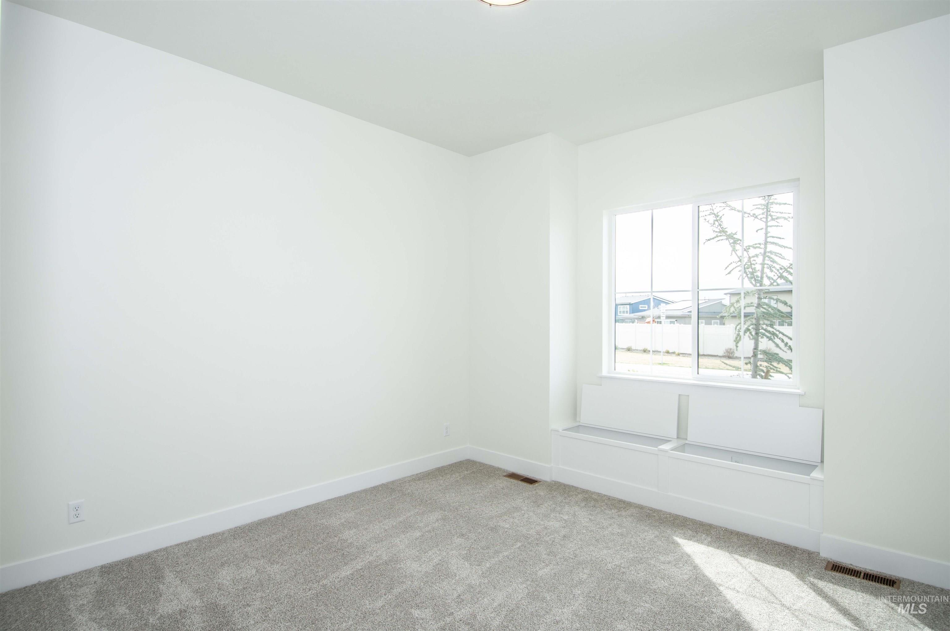 2260 N Sunset Farm Pl Property Photo 35