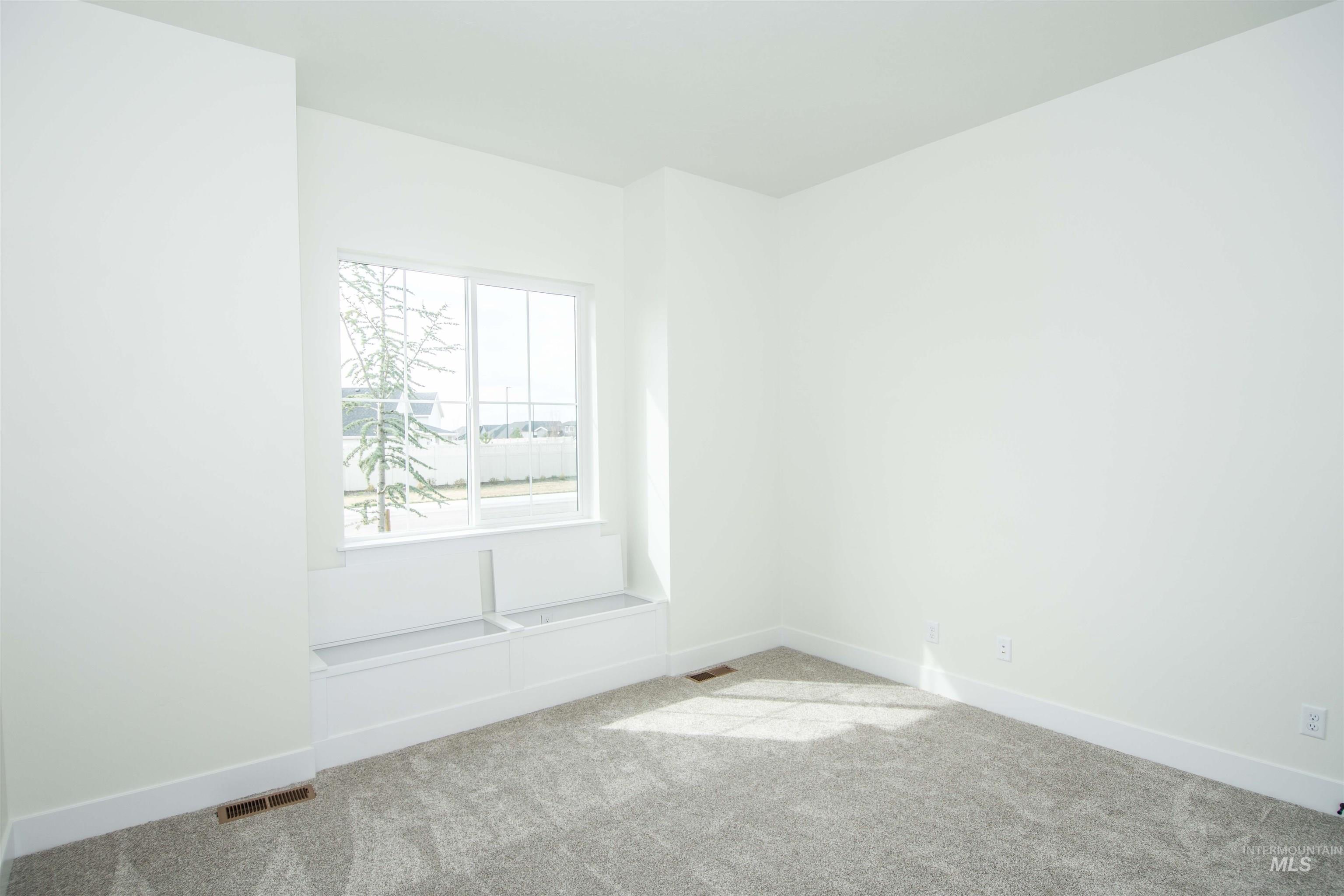 2260 N Sunset Farm Pl Property Photo 36