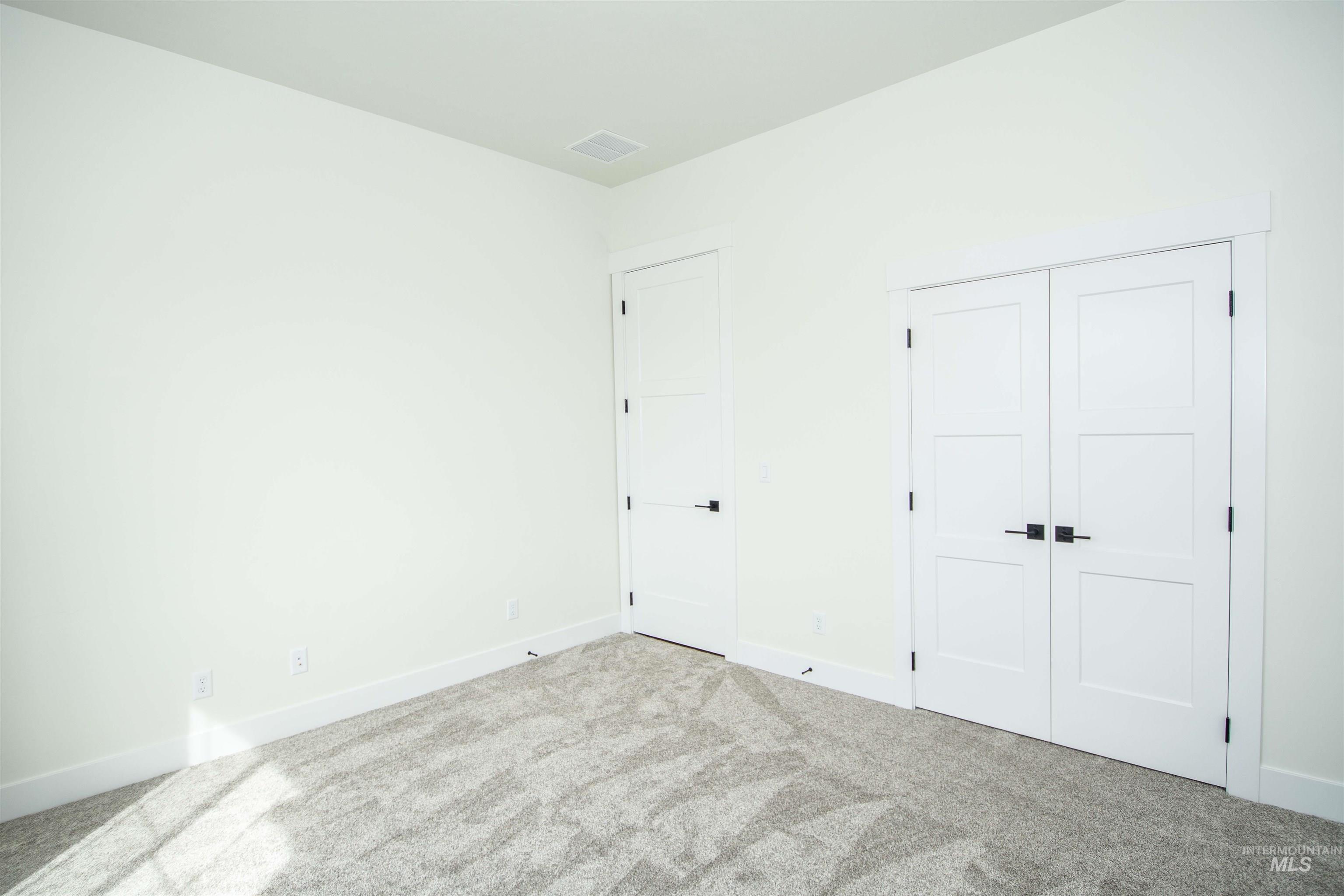 2260 N Sunset Farm Pl Property Photo 37