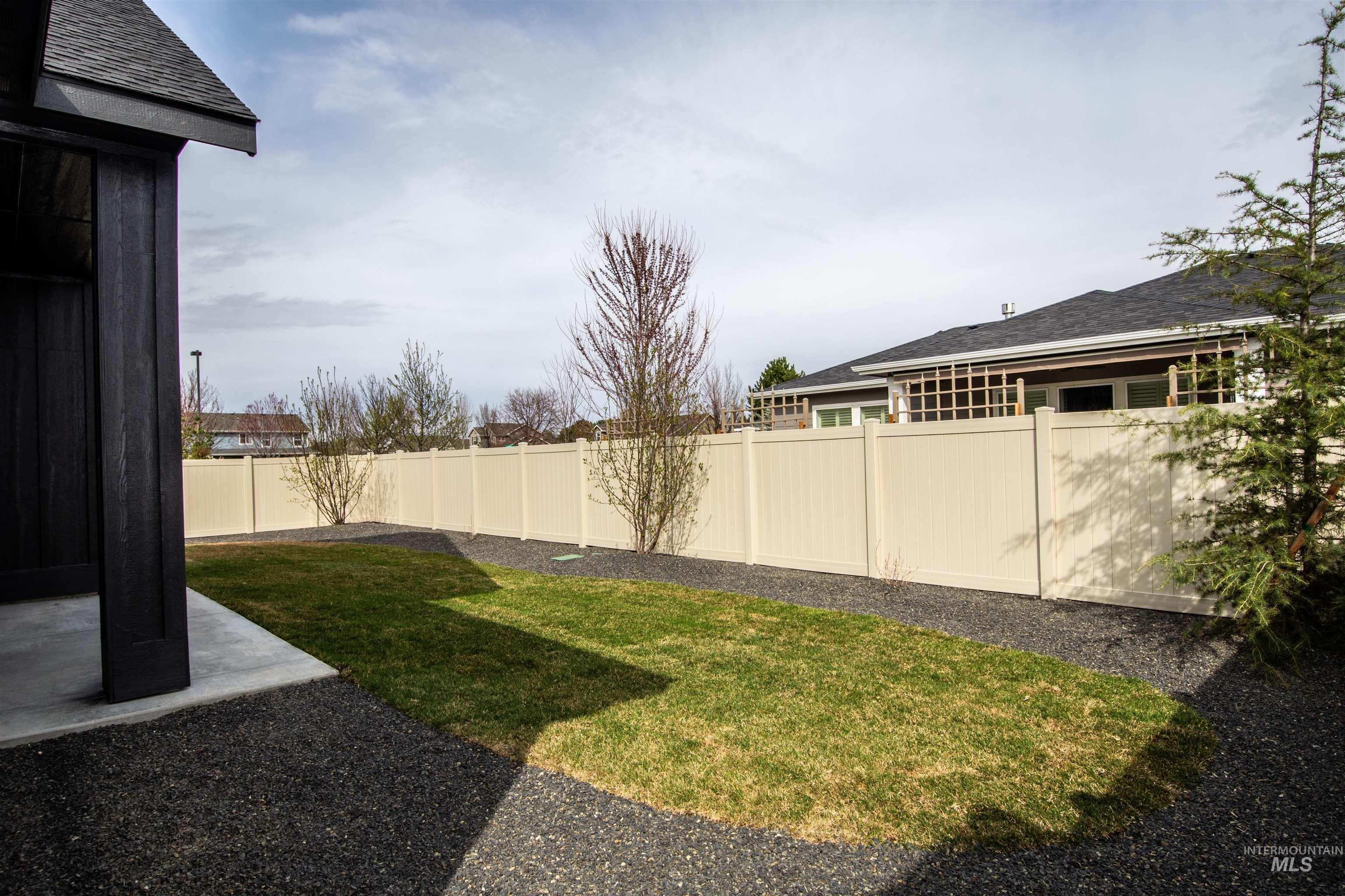2260 N Sunset Farm Pl Property Photo 46