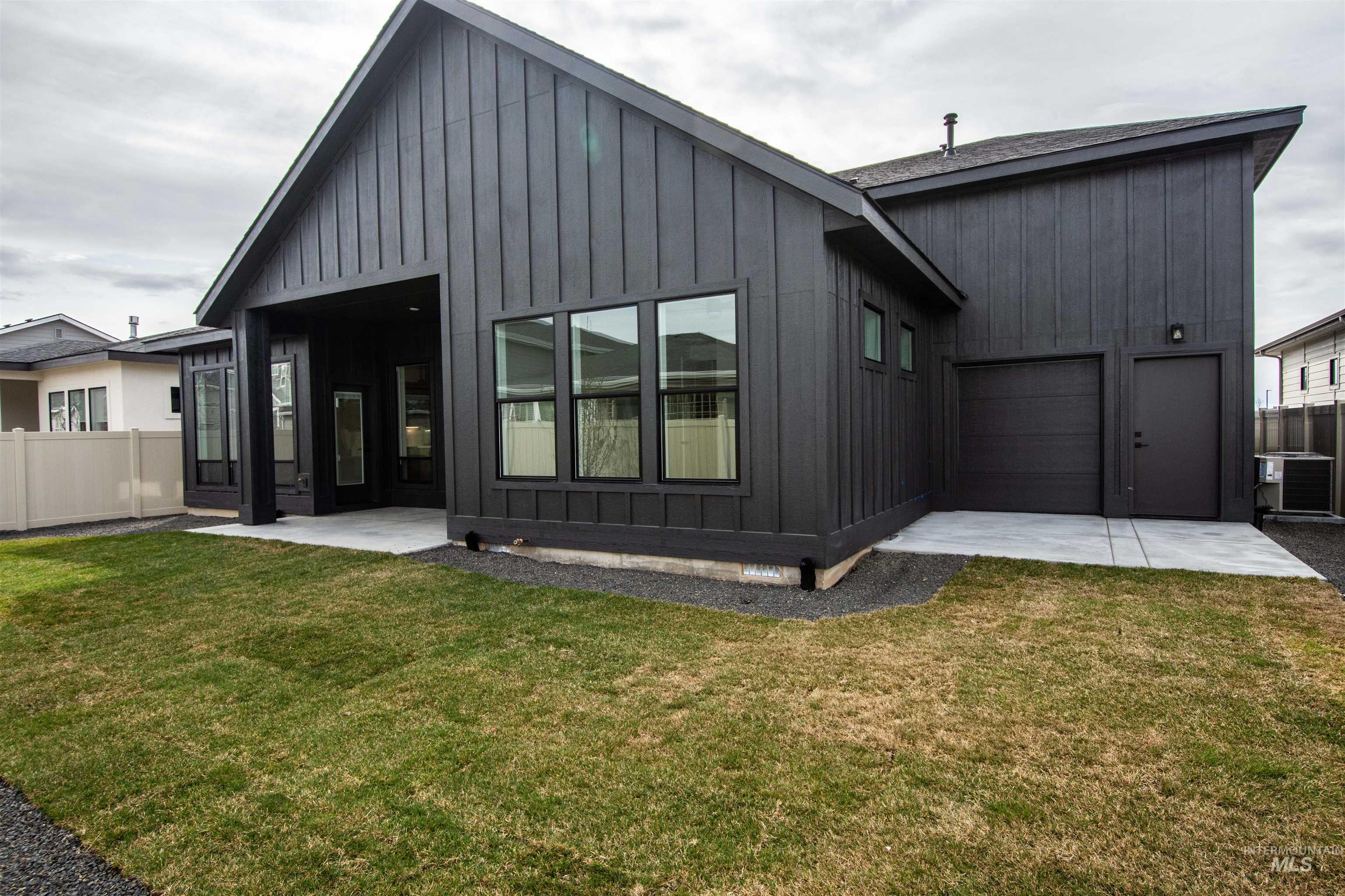 2260 N Sunset Farm Pl Property Photo 48