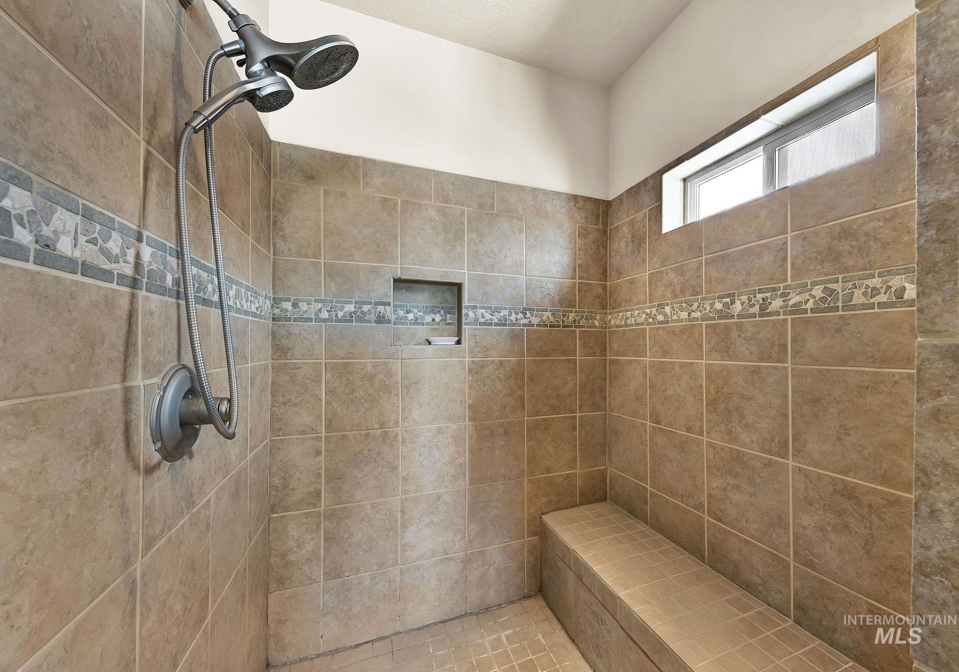 120 Jeffrey Ln. Property Photo 21