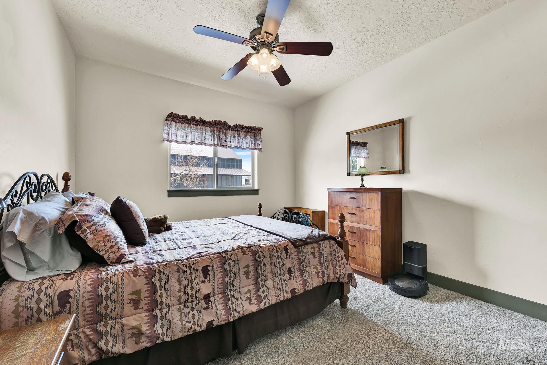 120 Jeffrey Ln. Property Photo 25