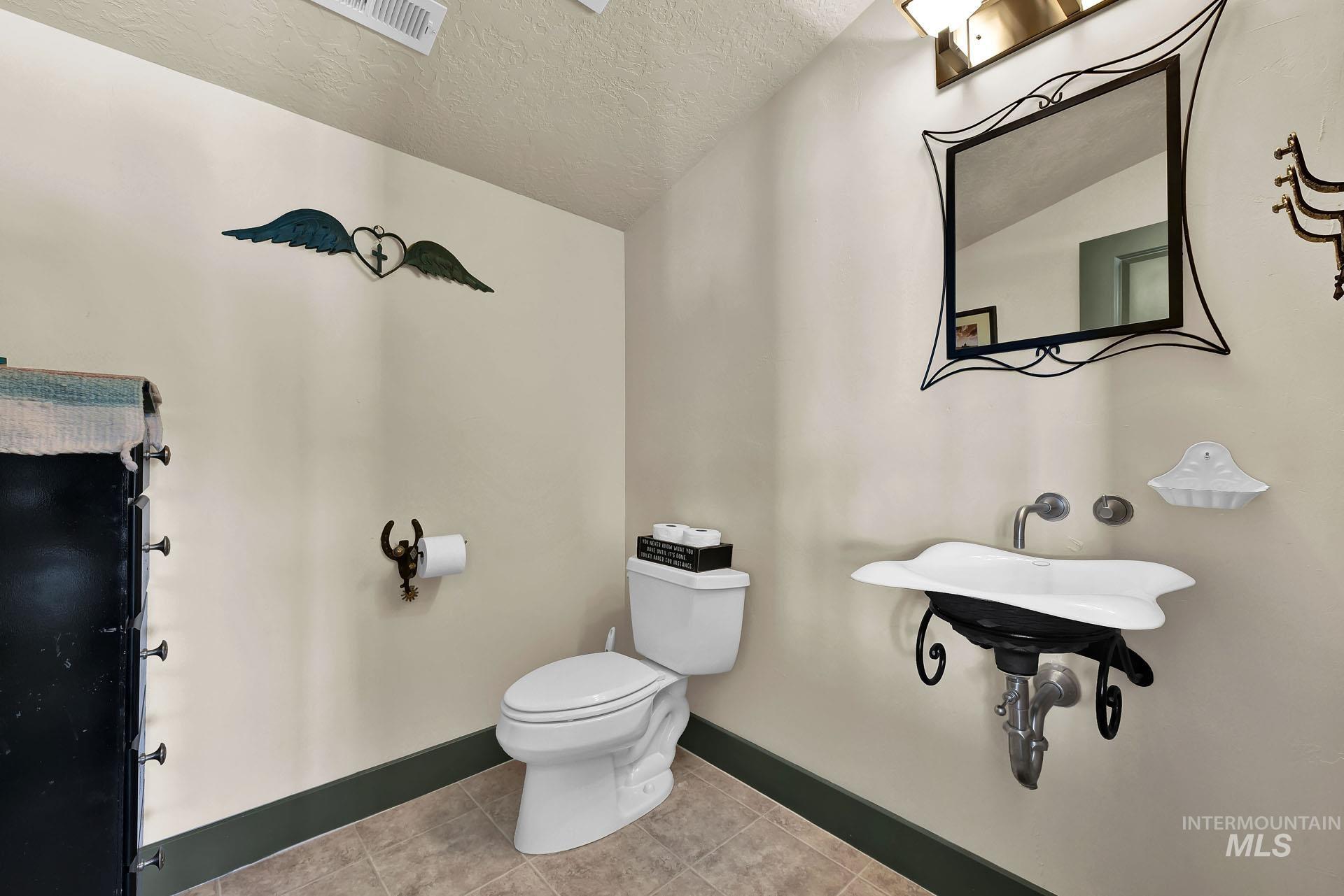120 Jeffrey Ln. Property Photo 36