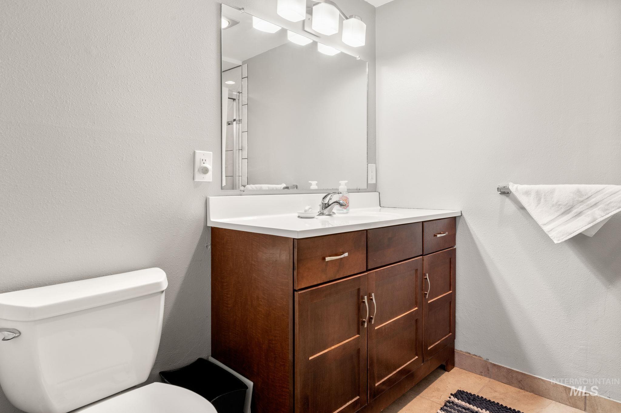 3530 Country Club Drive Property Photo 42