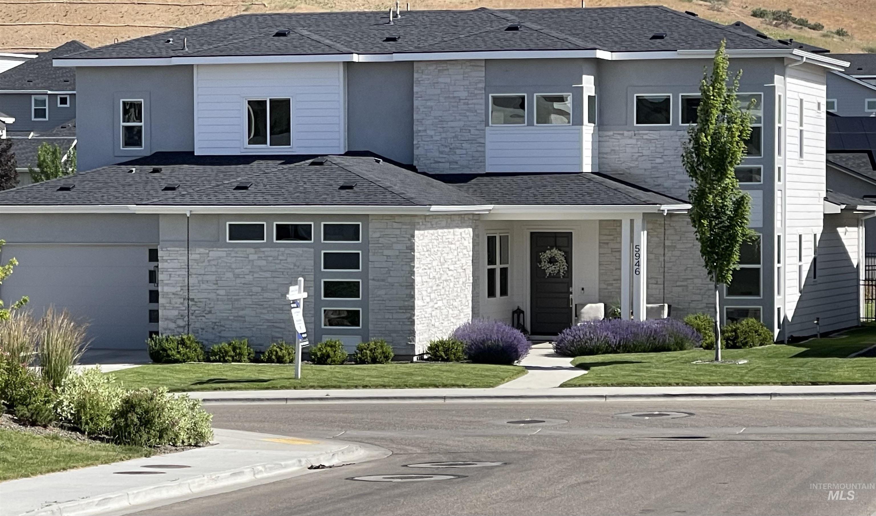 5946 E Barber Drive Property Photo 1