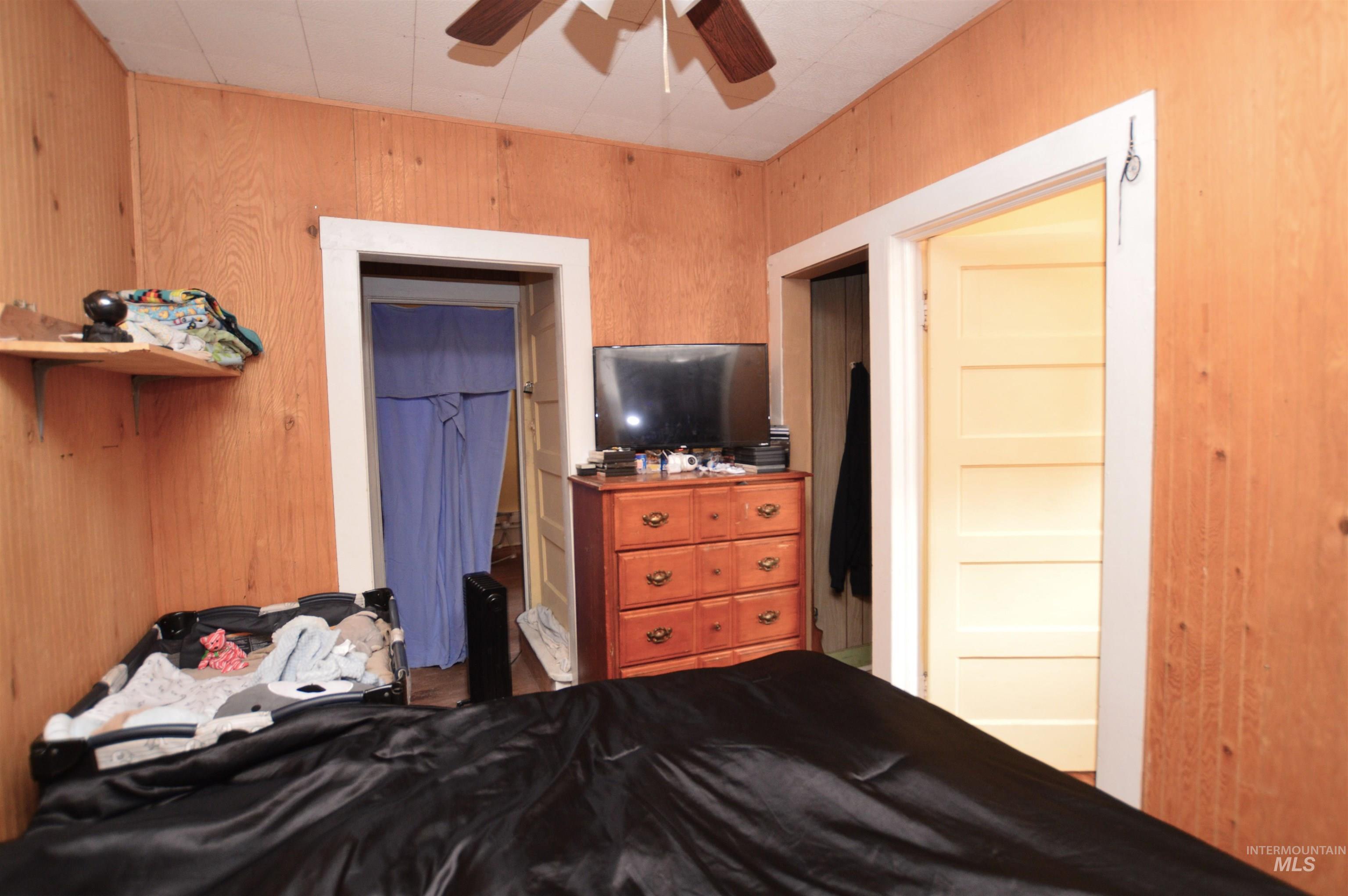 710 Maple Property Photo 25