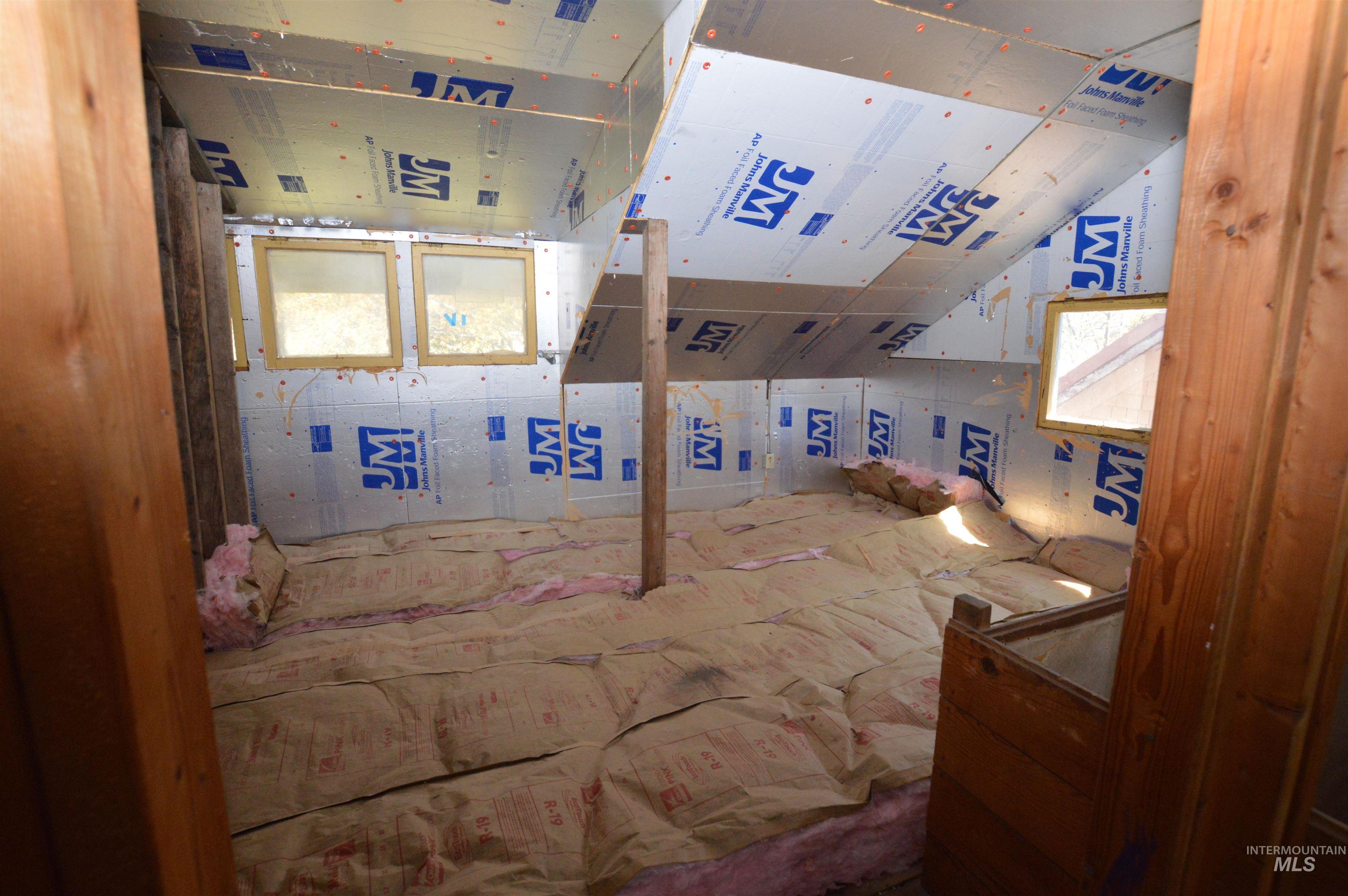 710 Maple Property Photo 29
