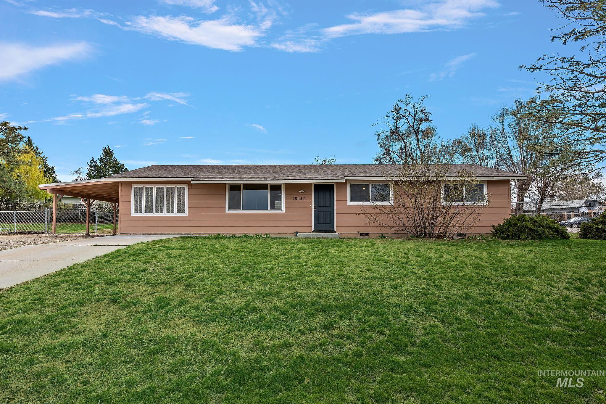10453 W Fox Ridge Drive Property Photo 1