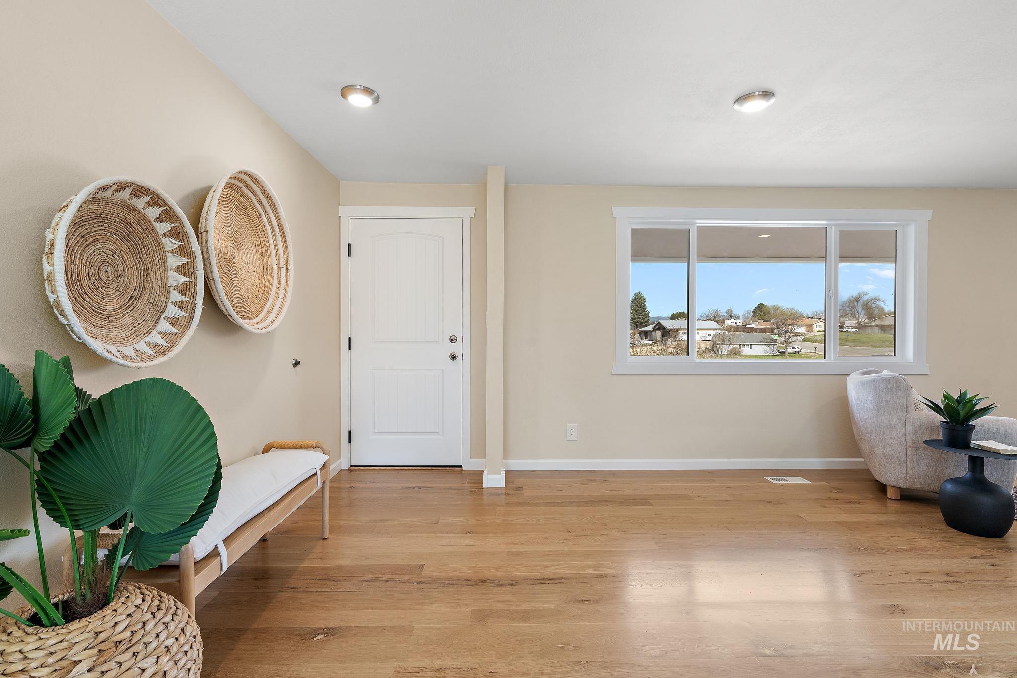 10453 W Fox Ridge Drive Property Photo 2