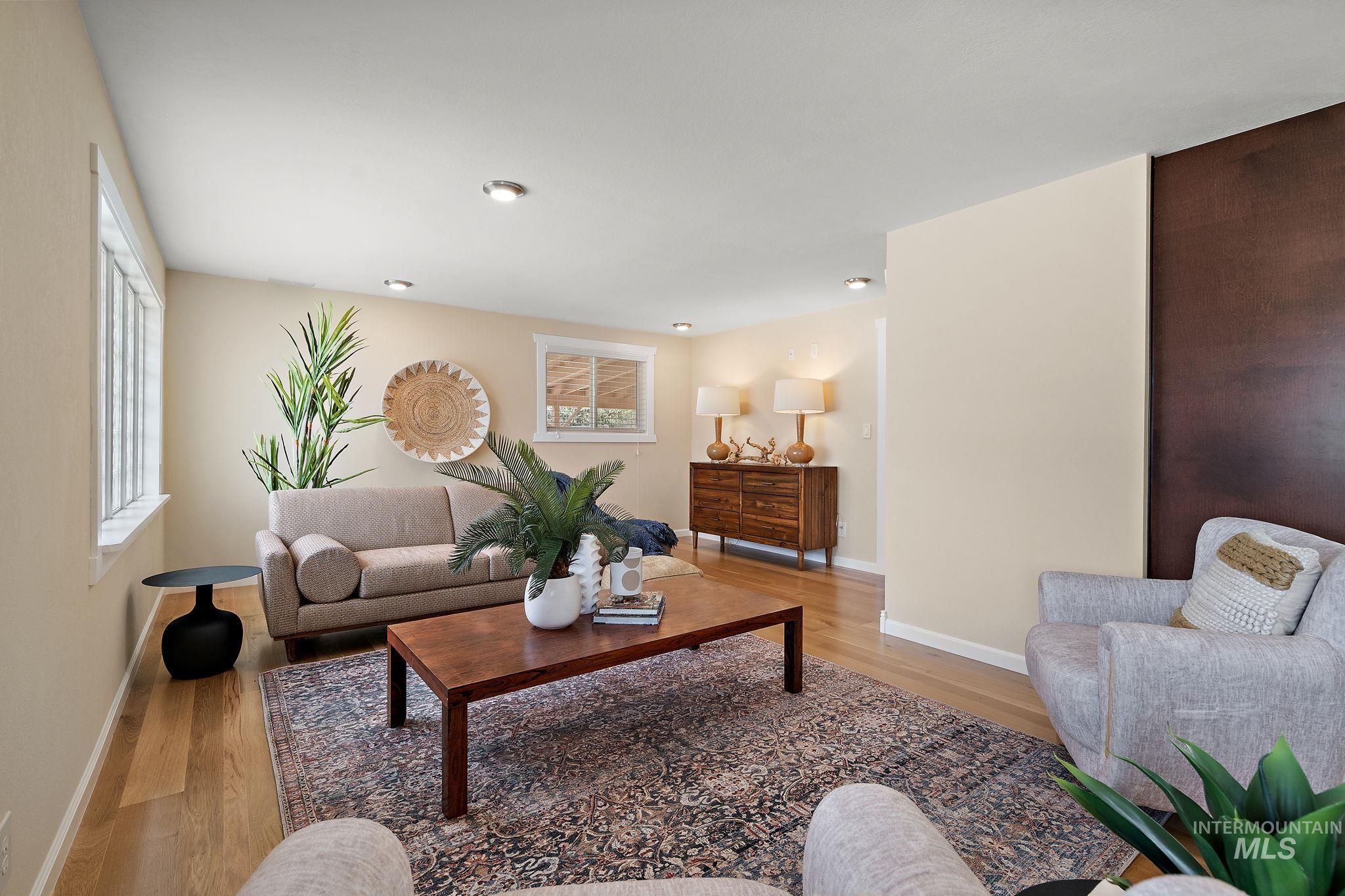 10453 W Fox Ridge Drive Property Photo 8