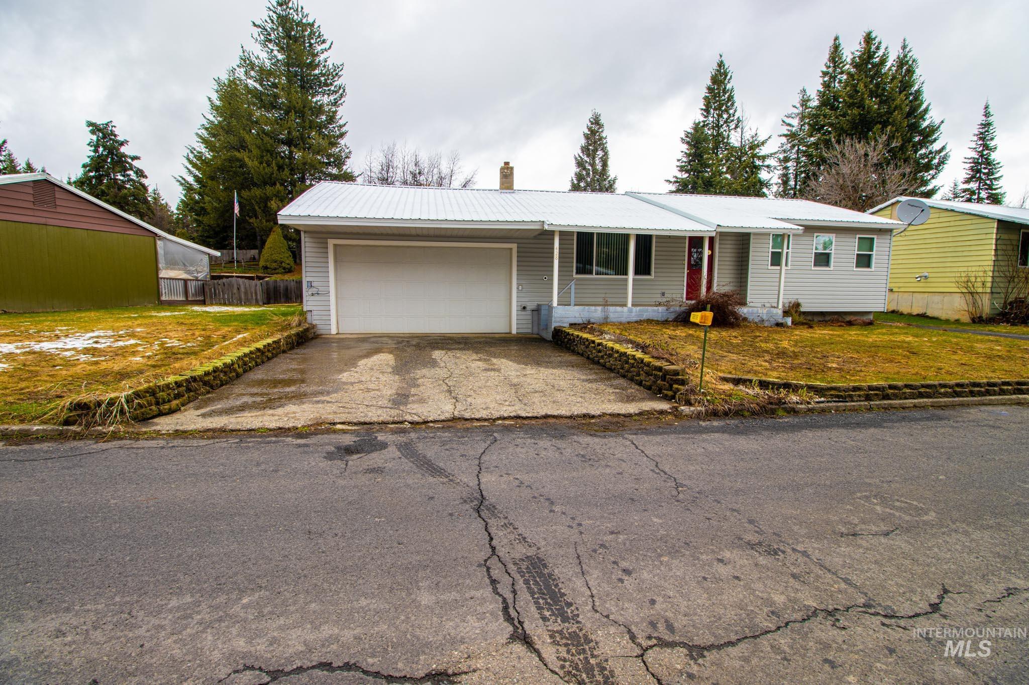 428 Cedar Drive Property Photo 4