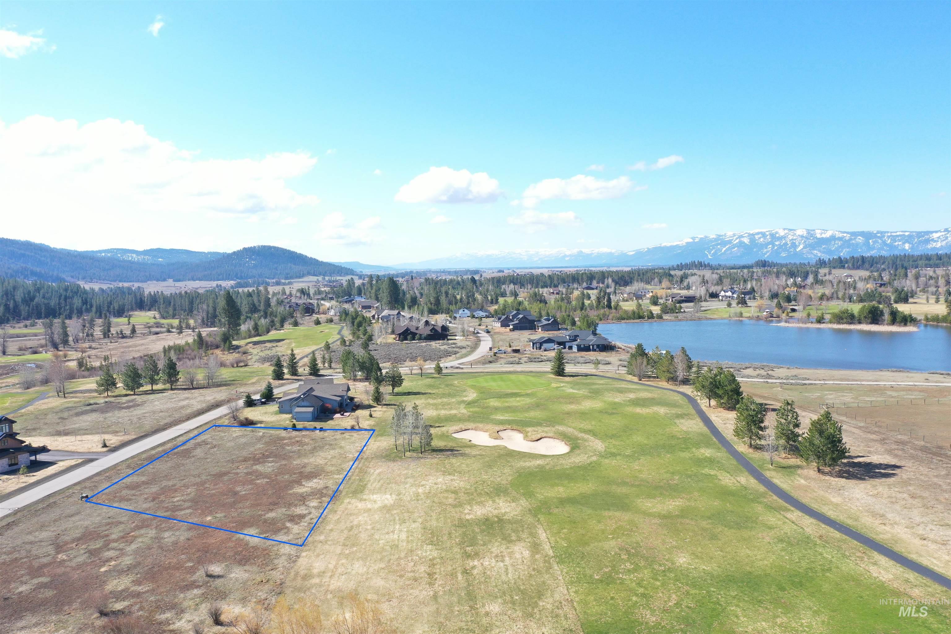 321 Otter Pond Property Photo