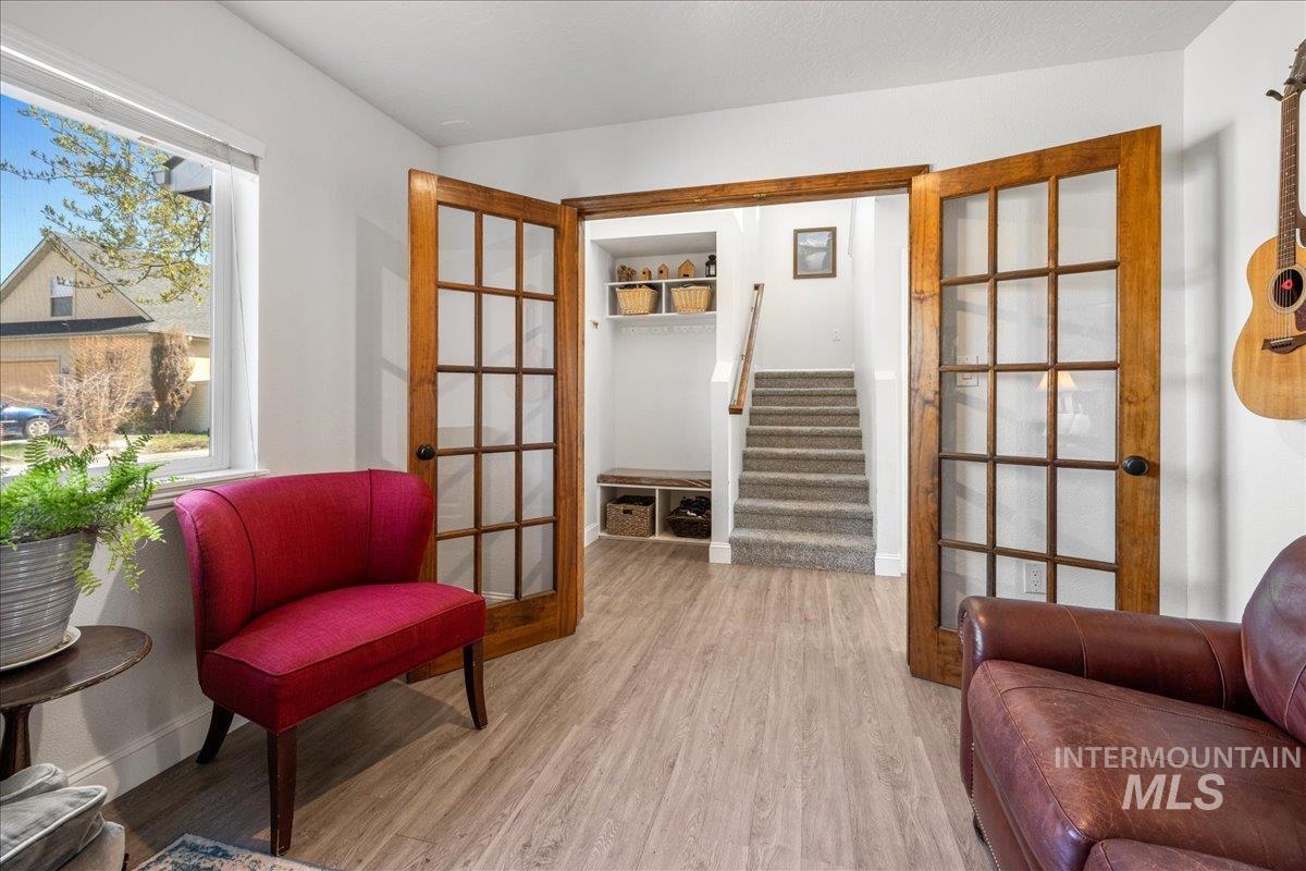 11453 W Glen Ellyn Property Photo 6