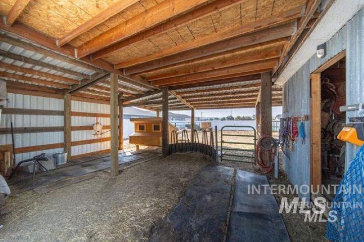 2570 20th St Property Photo 23