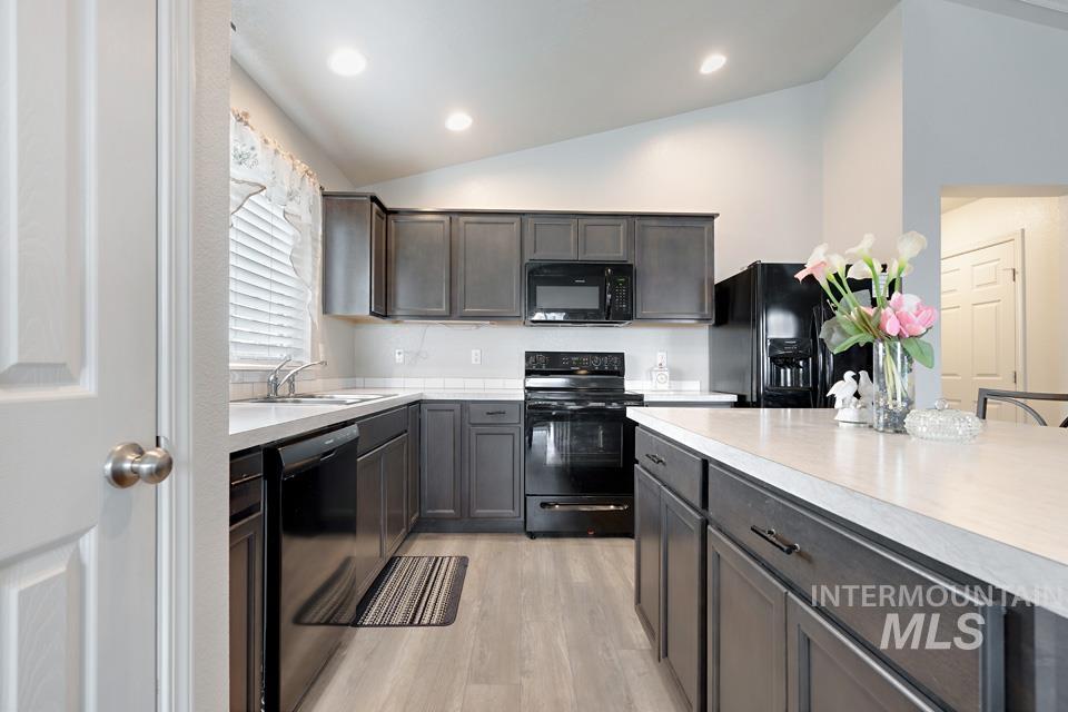 11616 Virginia Pkwy Property Photo 12