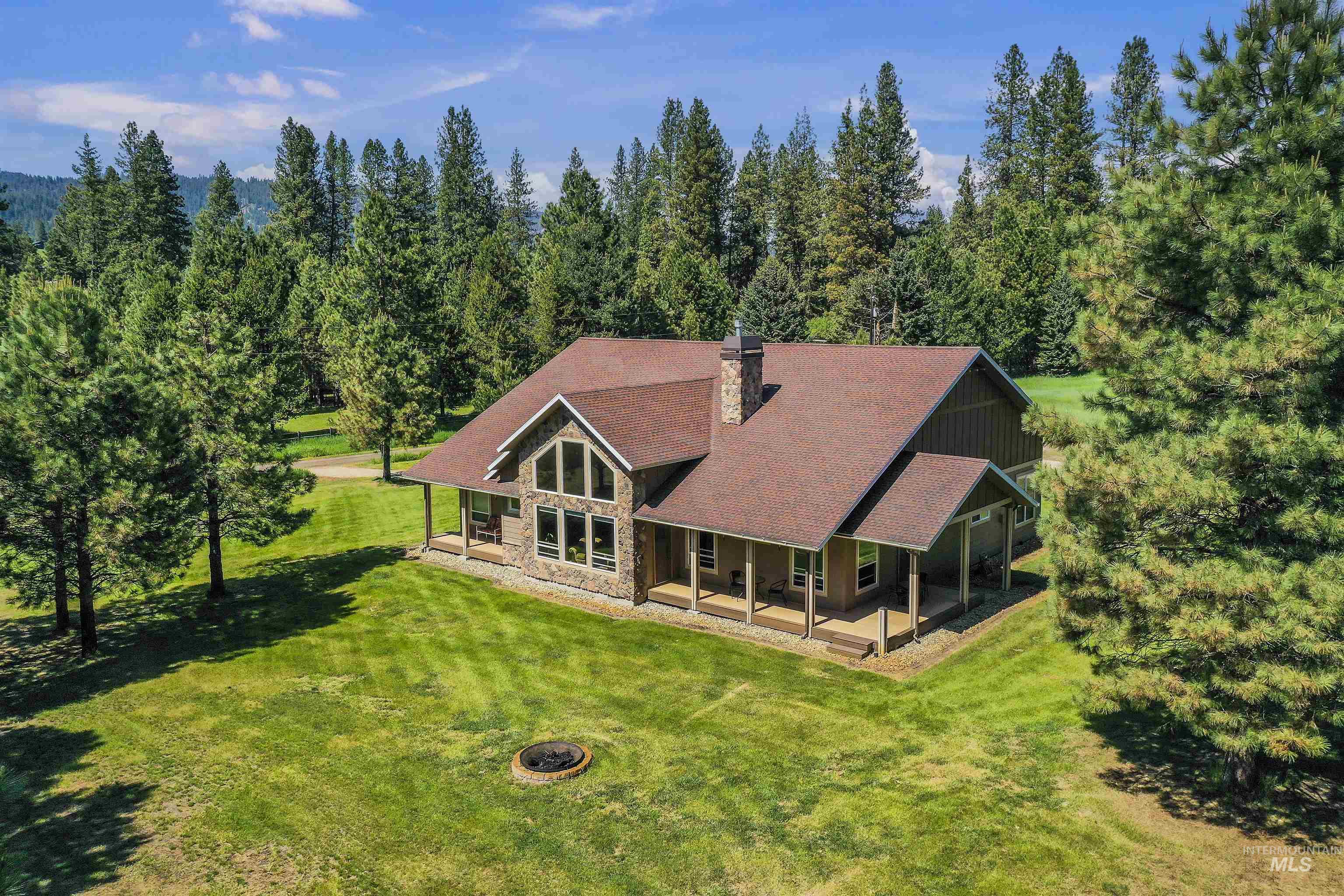 25 River Meadow Drive Property Photo