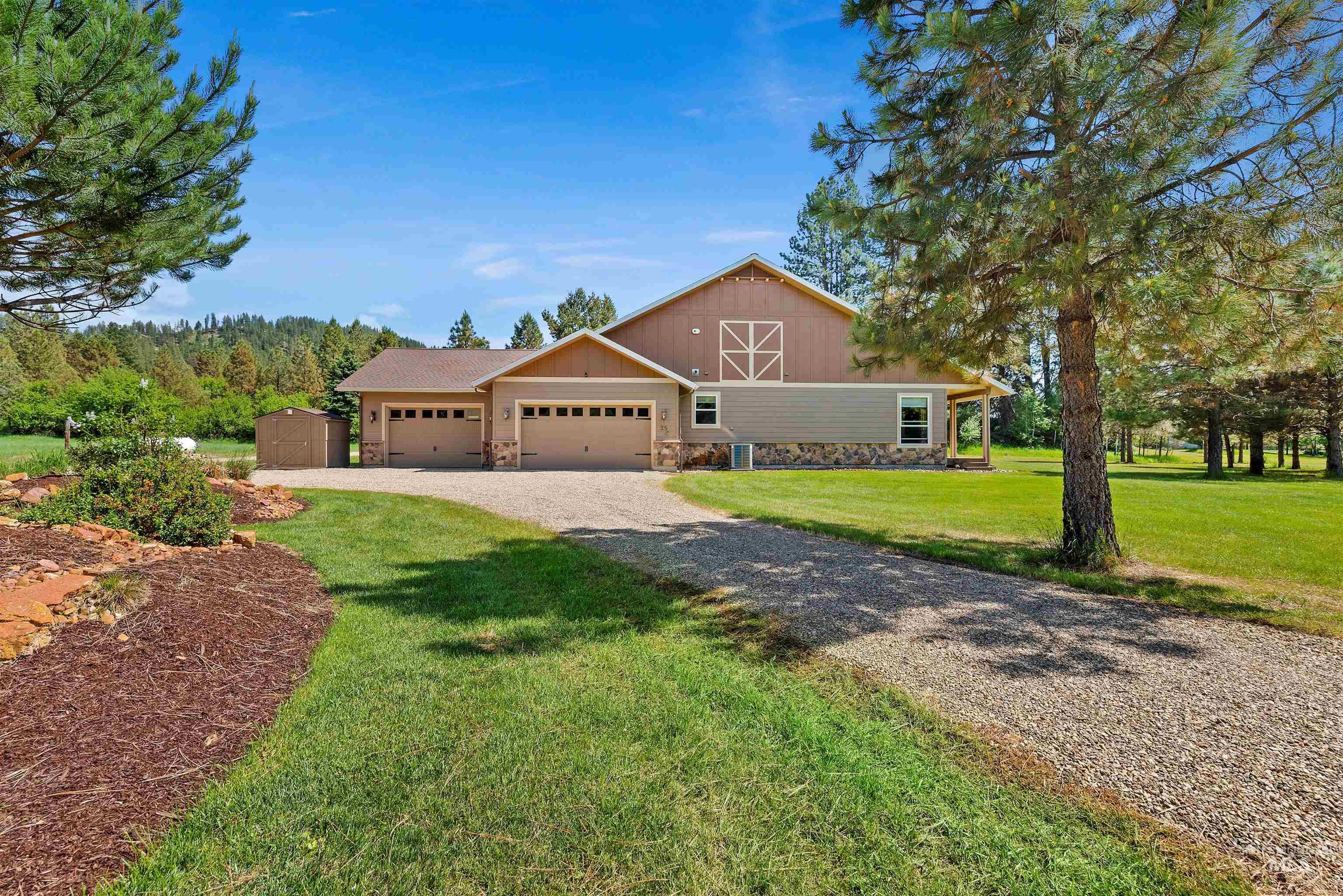 25 River Meadow Drive Property Photo 2