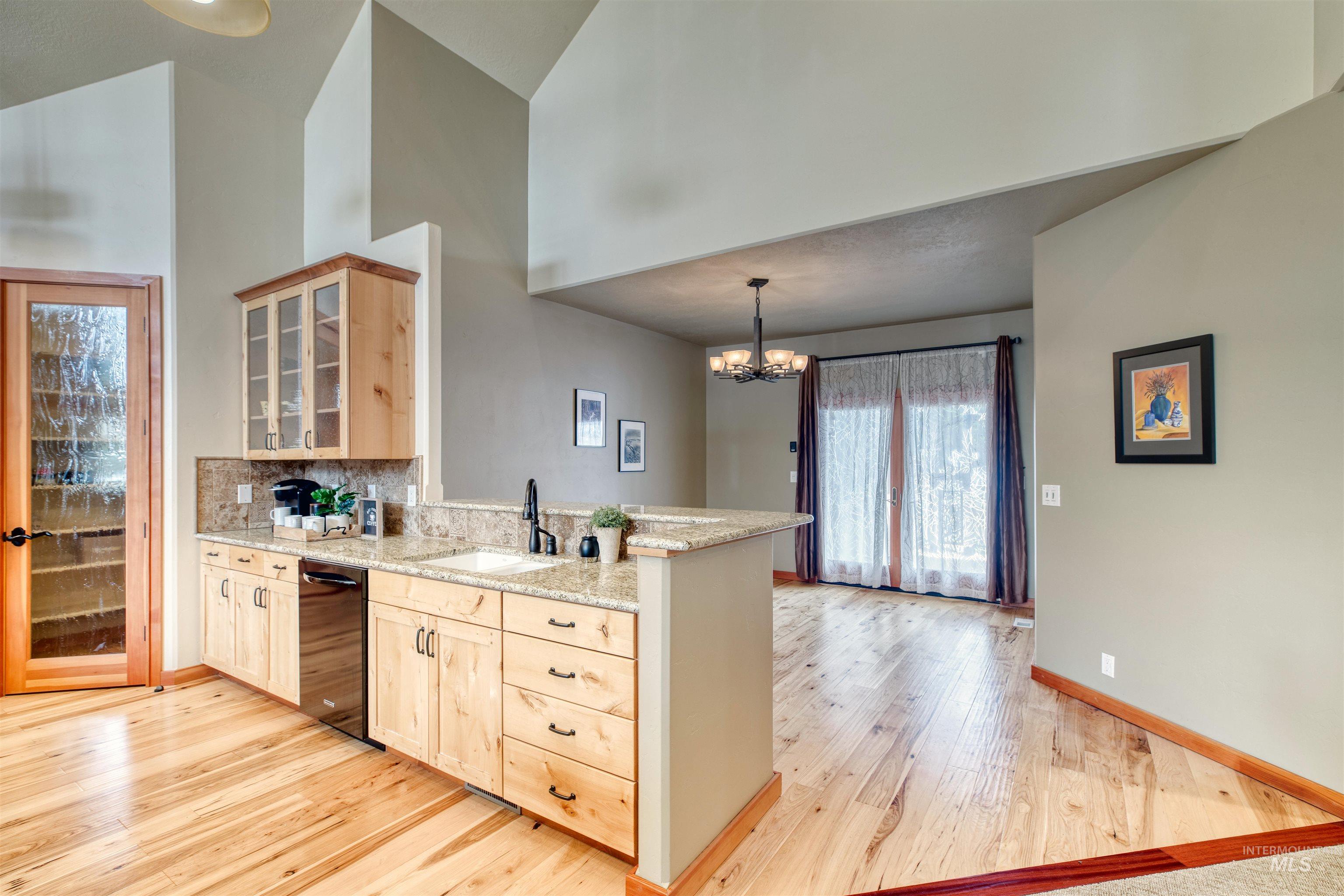 25 River Meadow Drive Property Photo 8