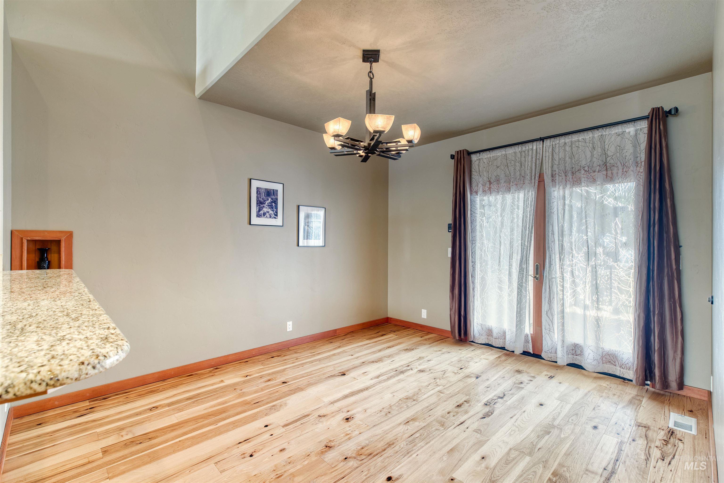 25 River Meadow Drive Property Photo 9