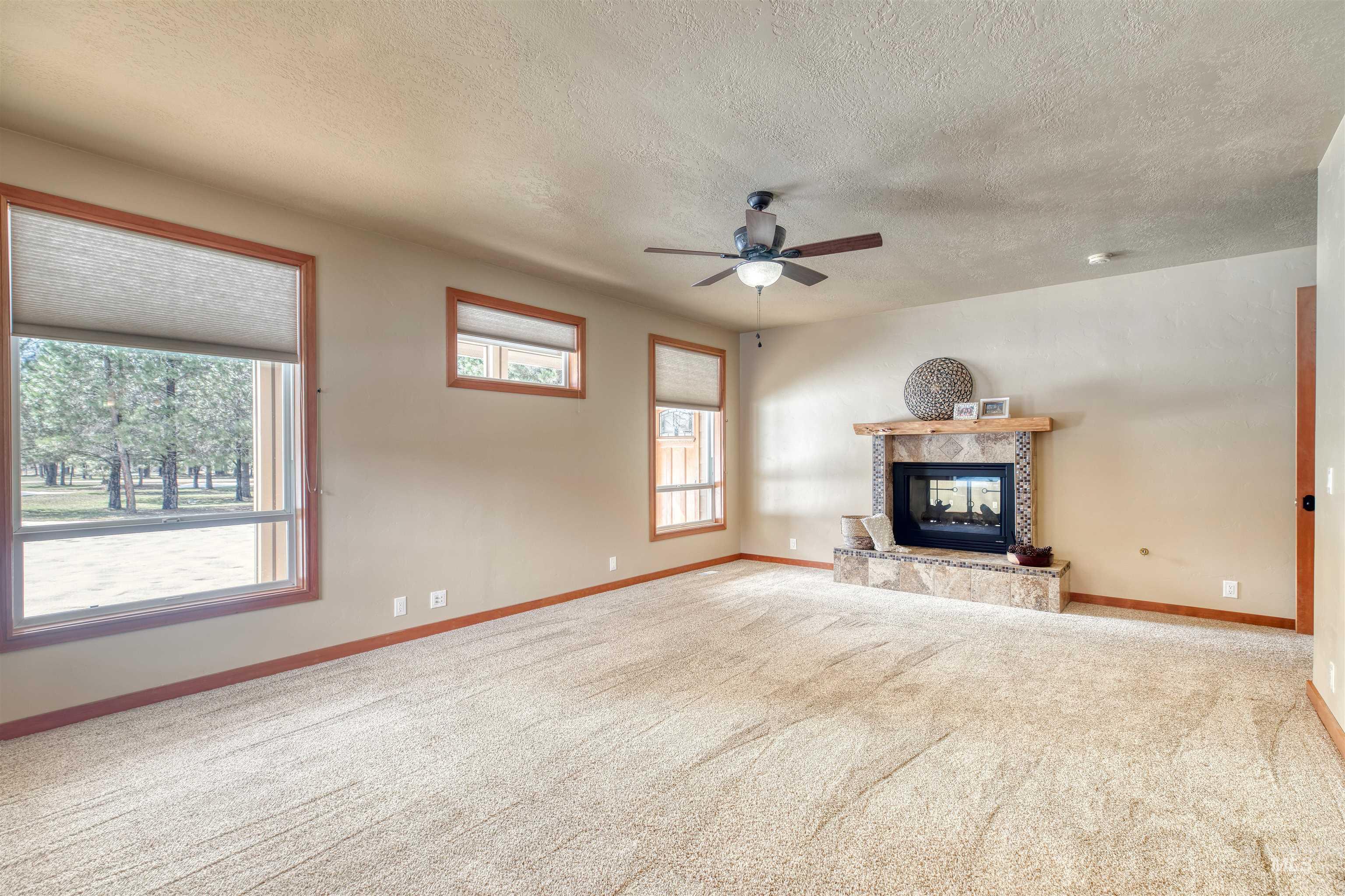25 River Meadow Drive Property Photo 17