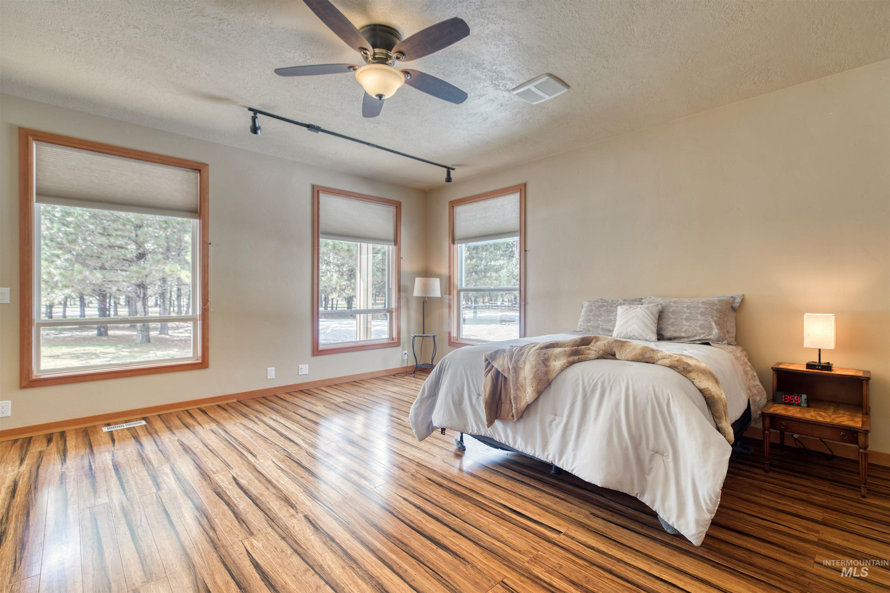 25 River Meadow Drive Property Photo 18