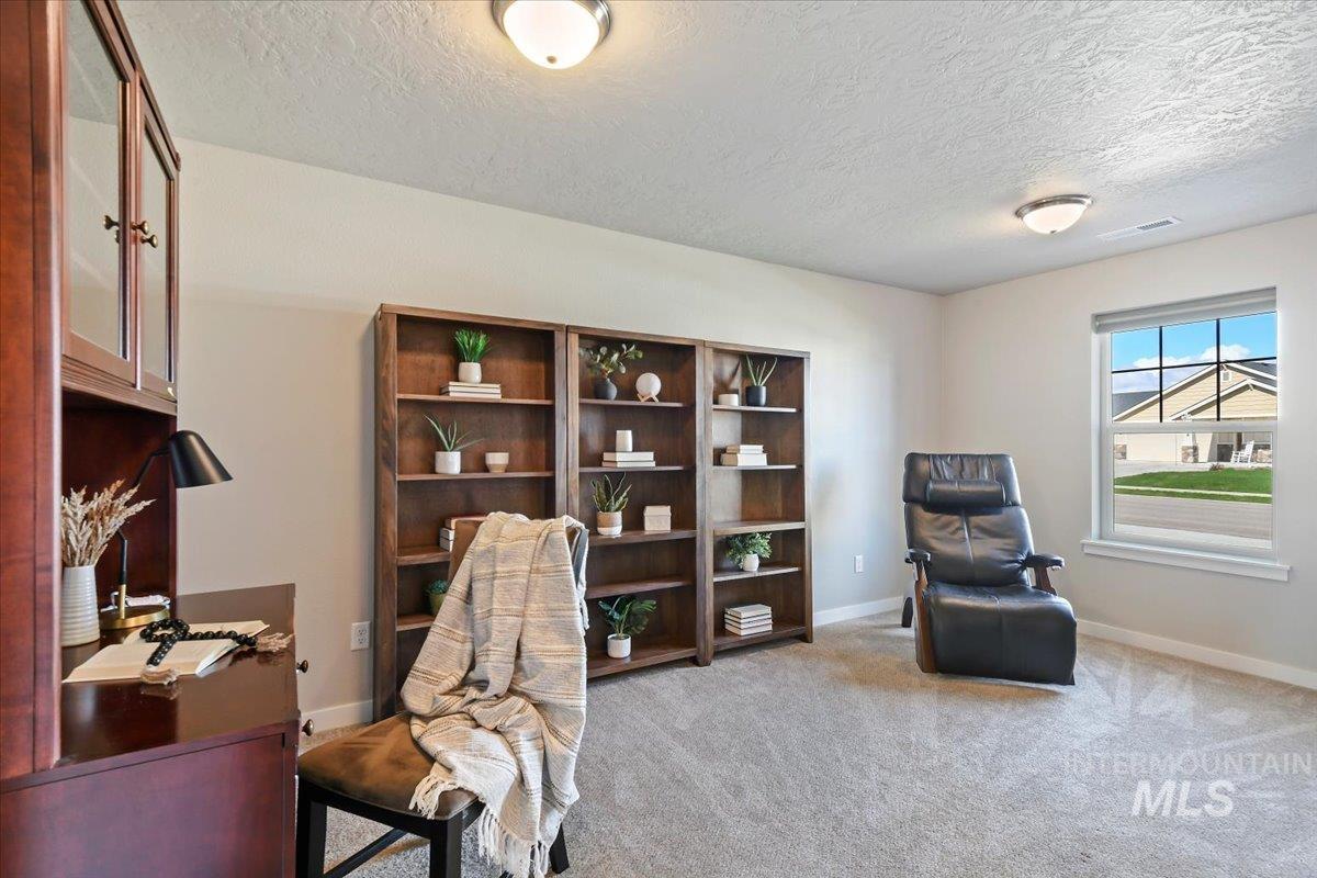 137 Homesteaders St. Property Photo 22