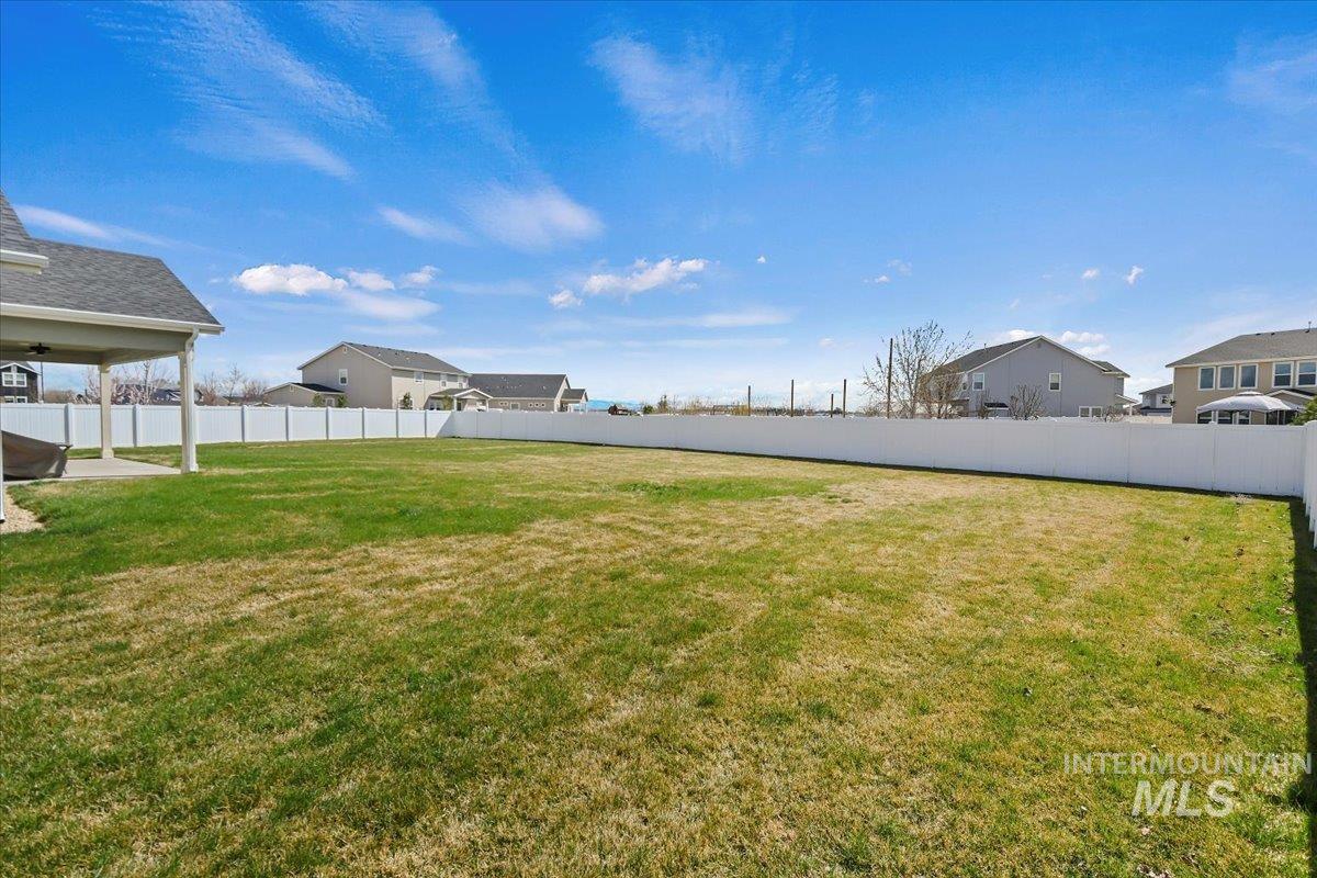 137 Homesteaders St. Property Photo 35