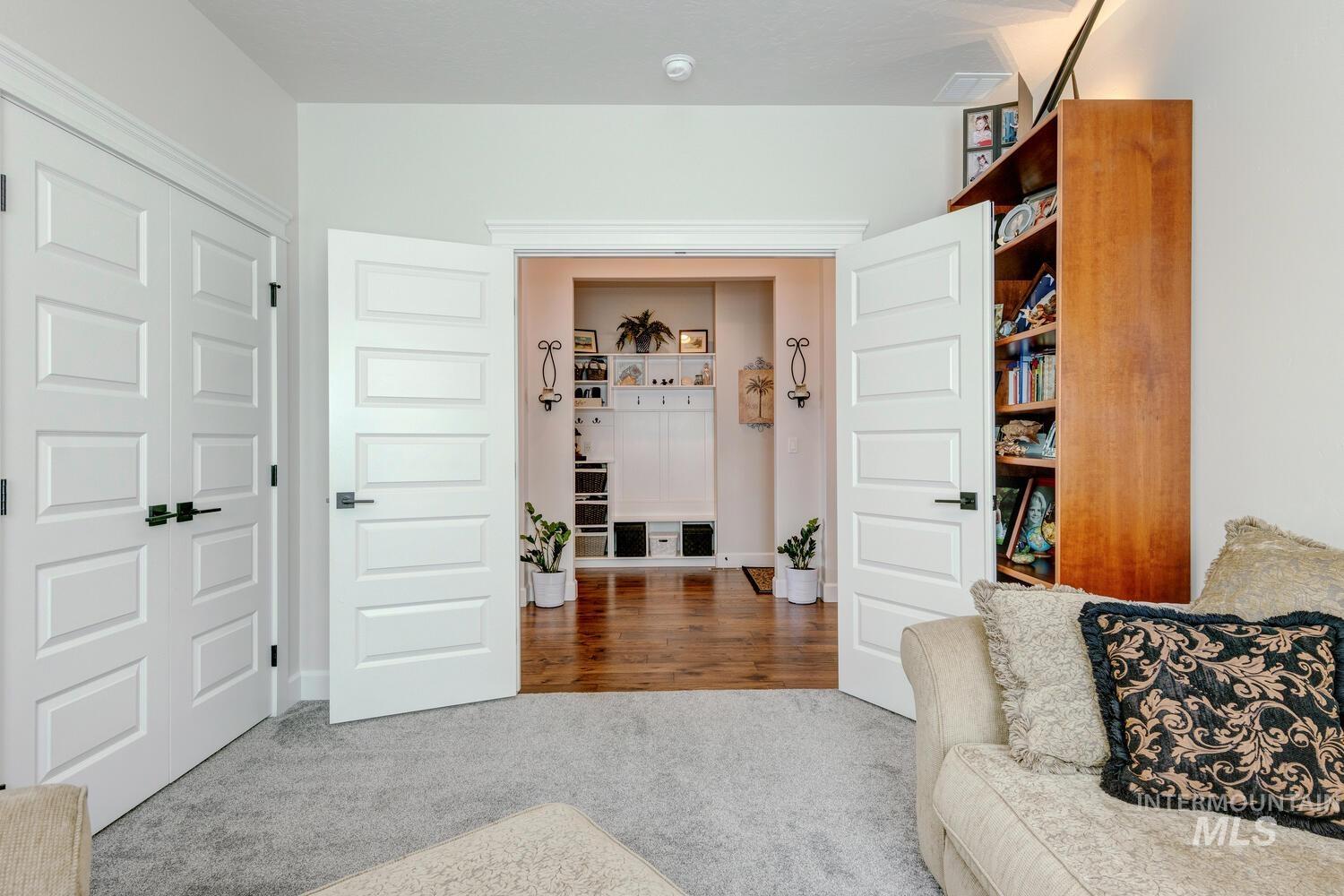 6955 N Exeter Pl Property Photo 28