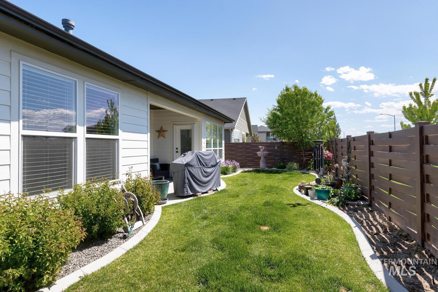 6955 N Exeter Pl Property Photo 37
