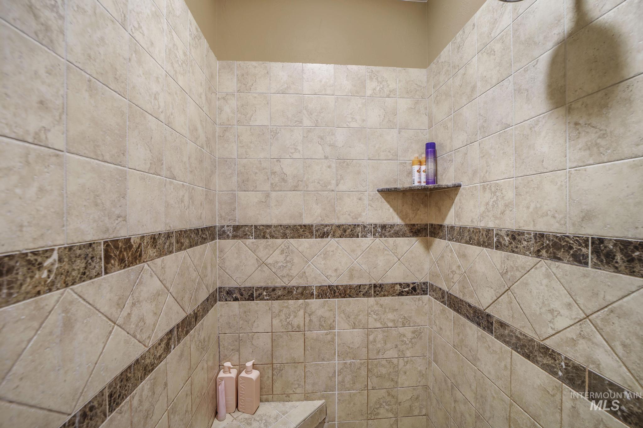 3408 Ridge Line Dr Property Photo 28