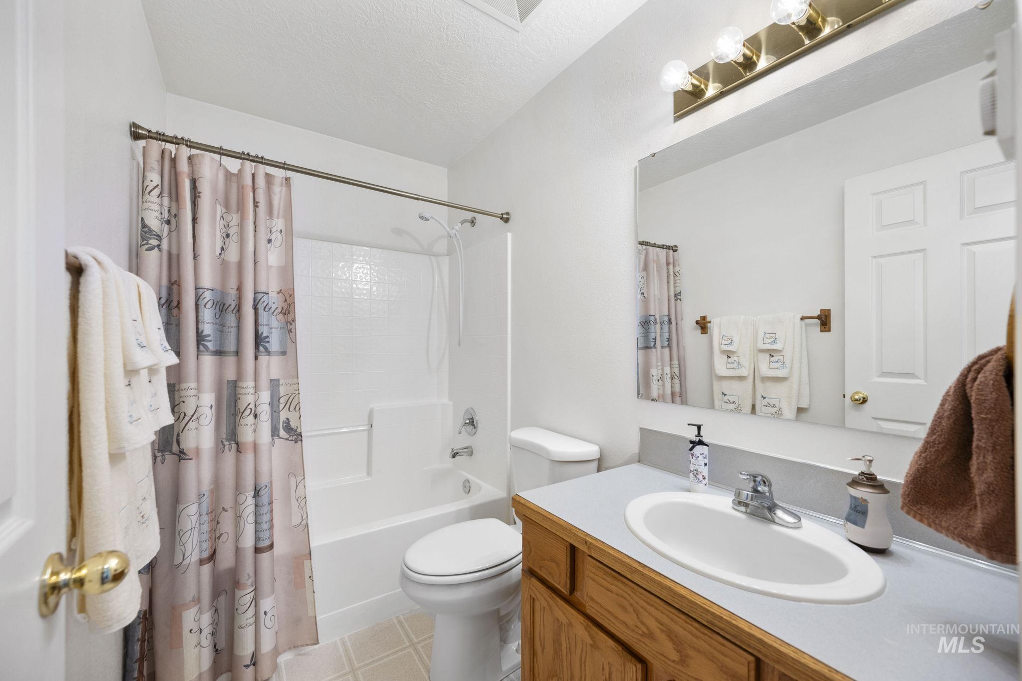 622 Marie Ct. Property Photo 15