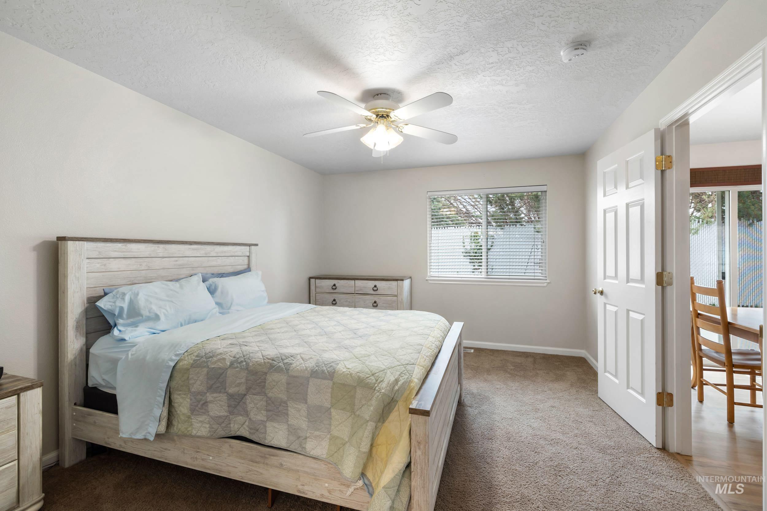 8115 W Penny Ln Property Photo 15
