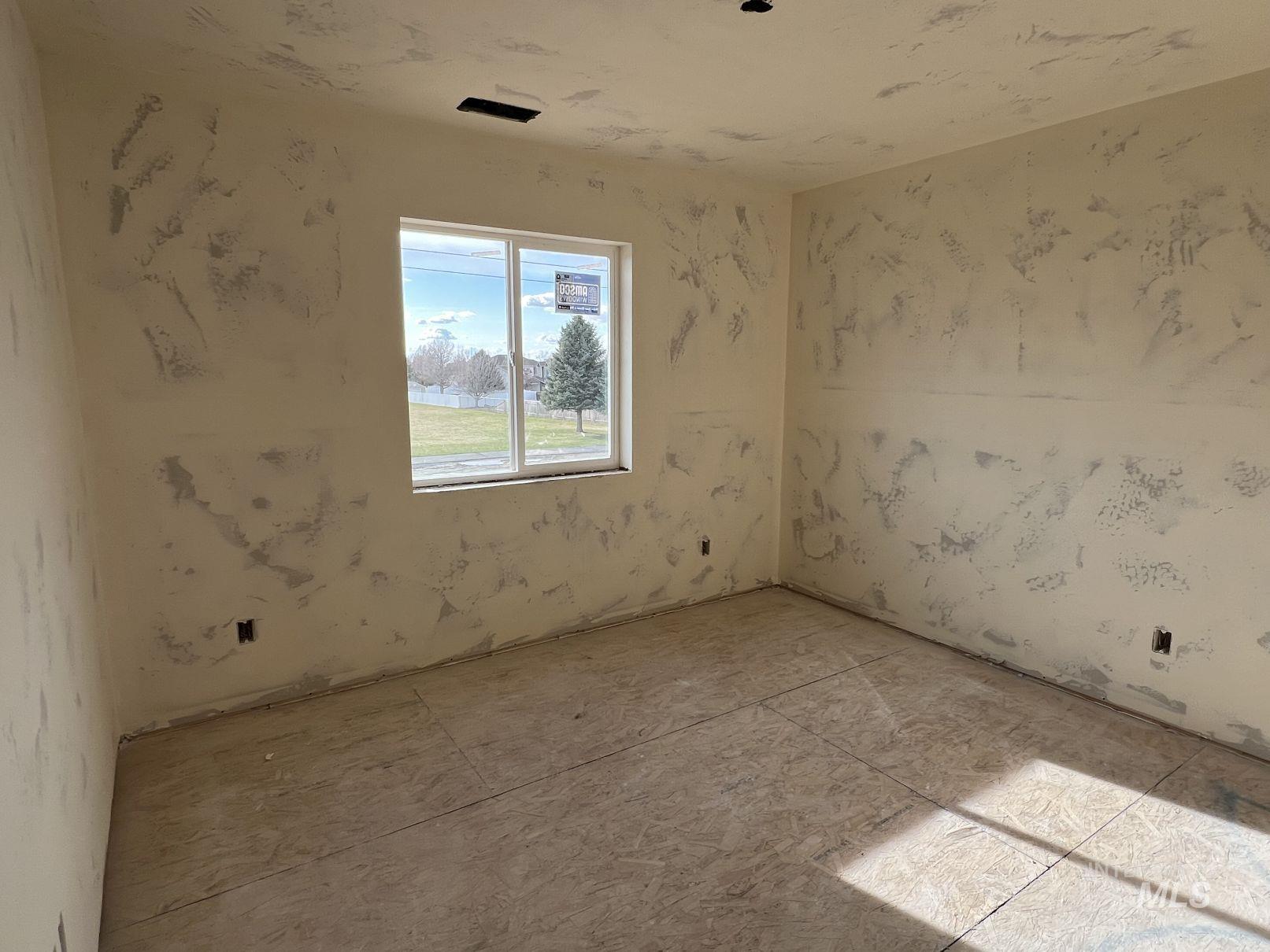 1355 N Kennedy Street Property Photo 4