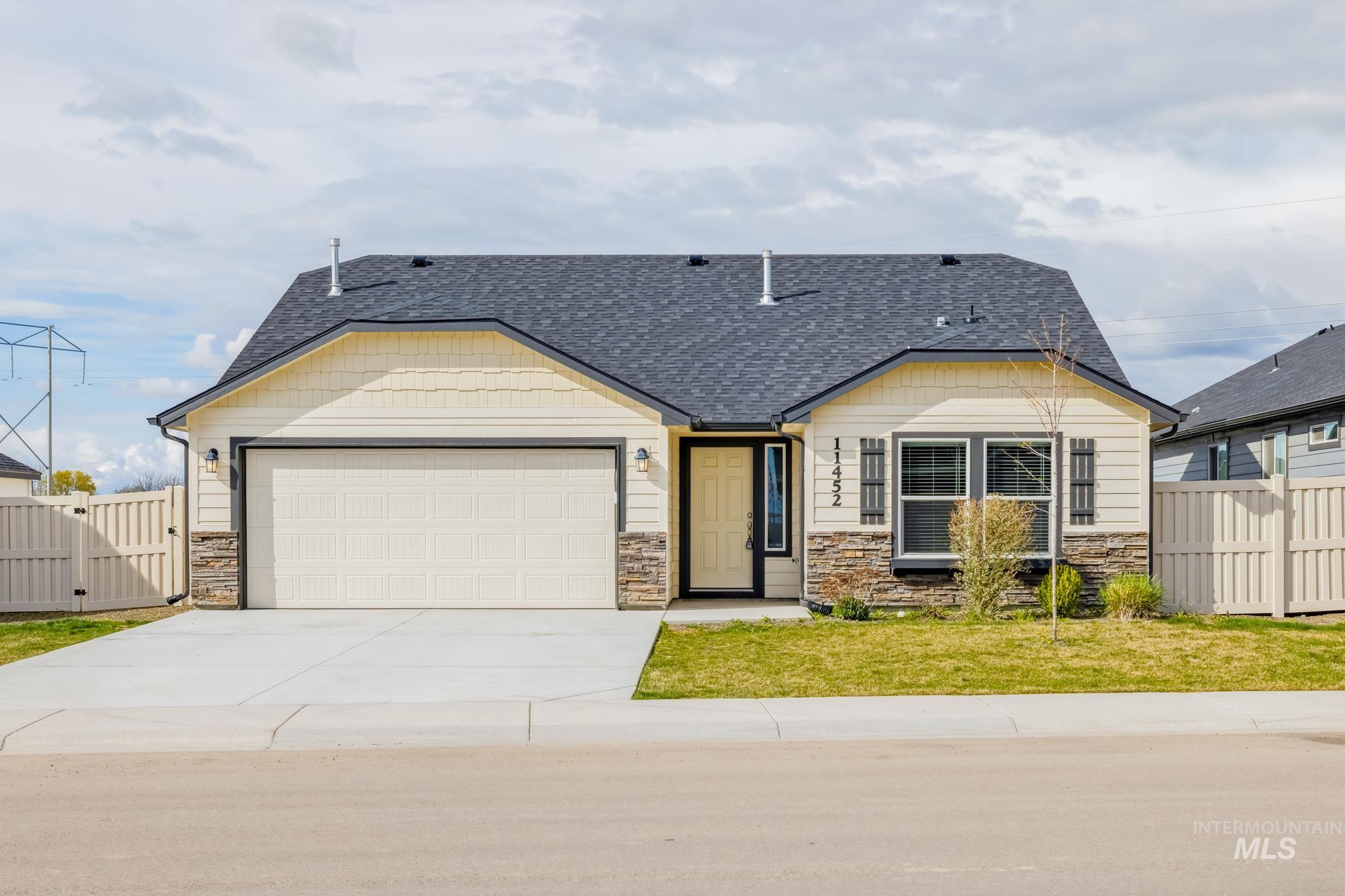 11452 Catalin Dr Property Photo 1