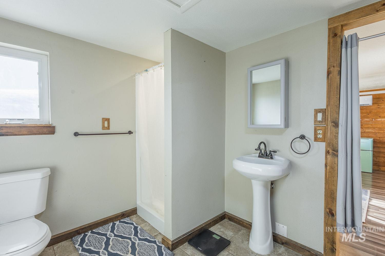 9612 Lake Shore Dr Property Photo 35