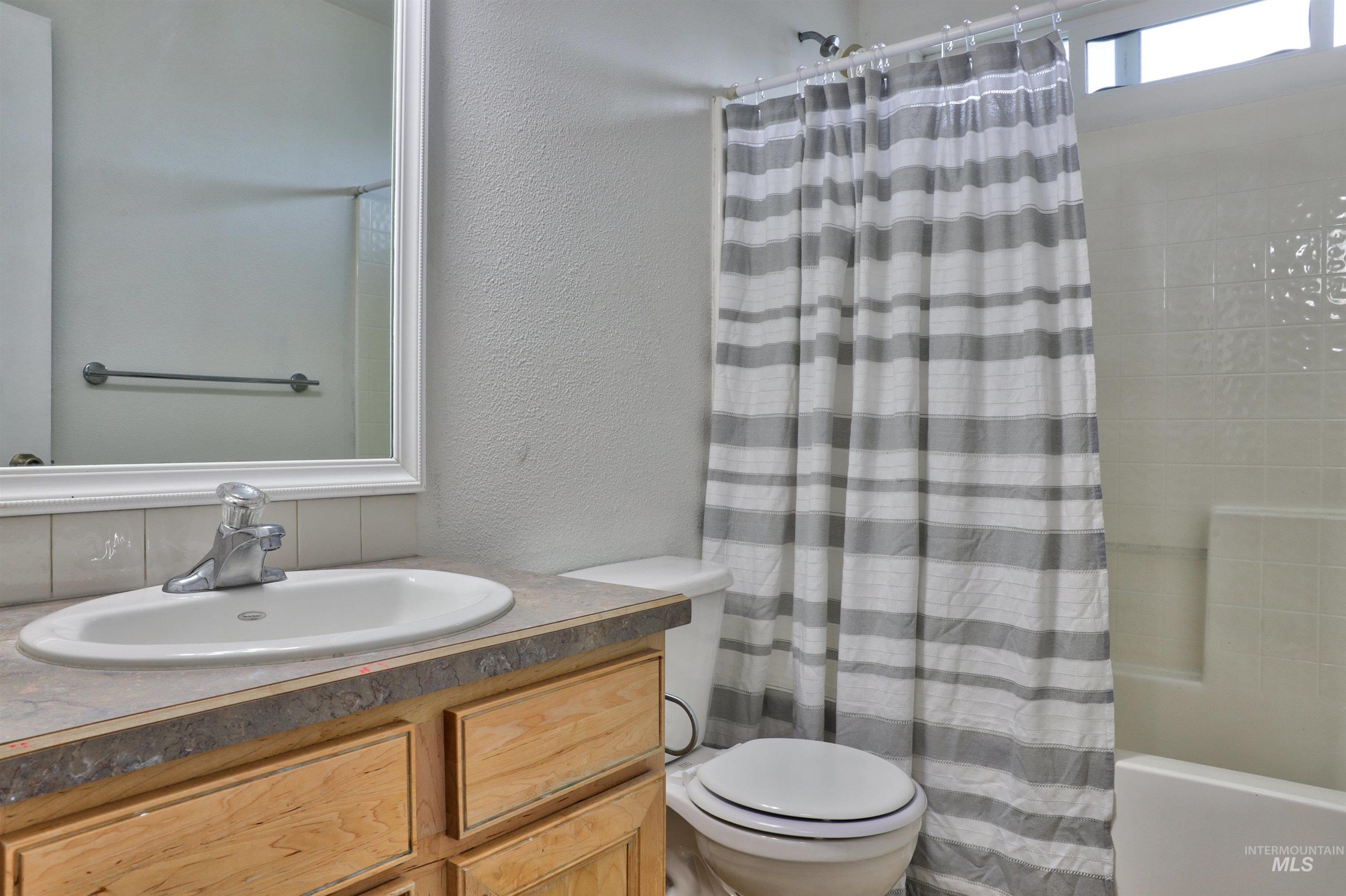 462 Nw Sandpiper Ave Property Photo 15
