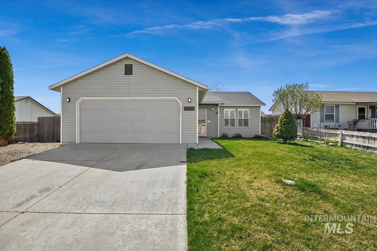 3924 Hickman Property Photo 1