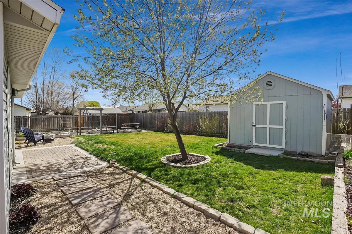 3924 Hickman Property Photo 28