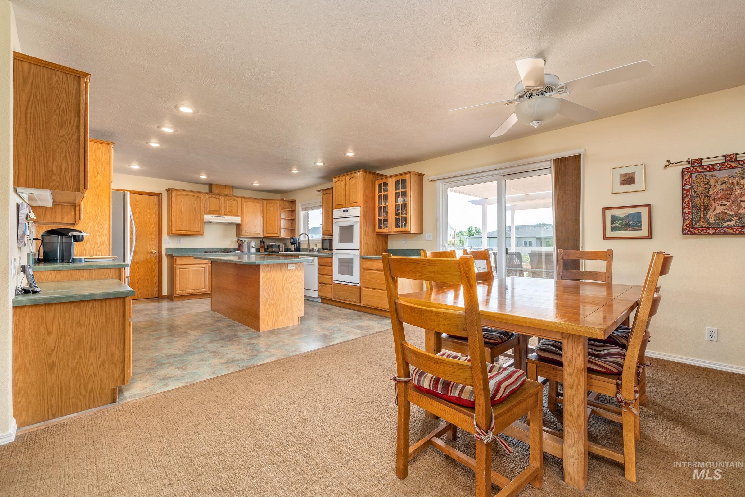 2522 N Park Ln Property Photo 13