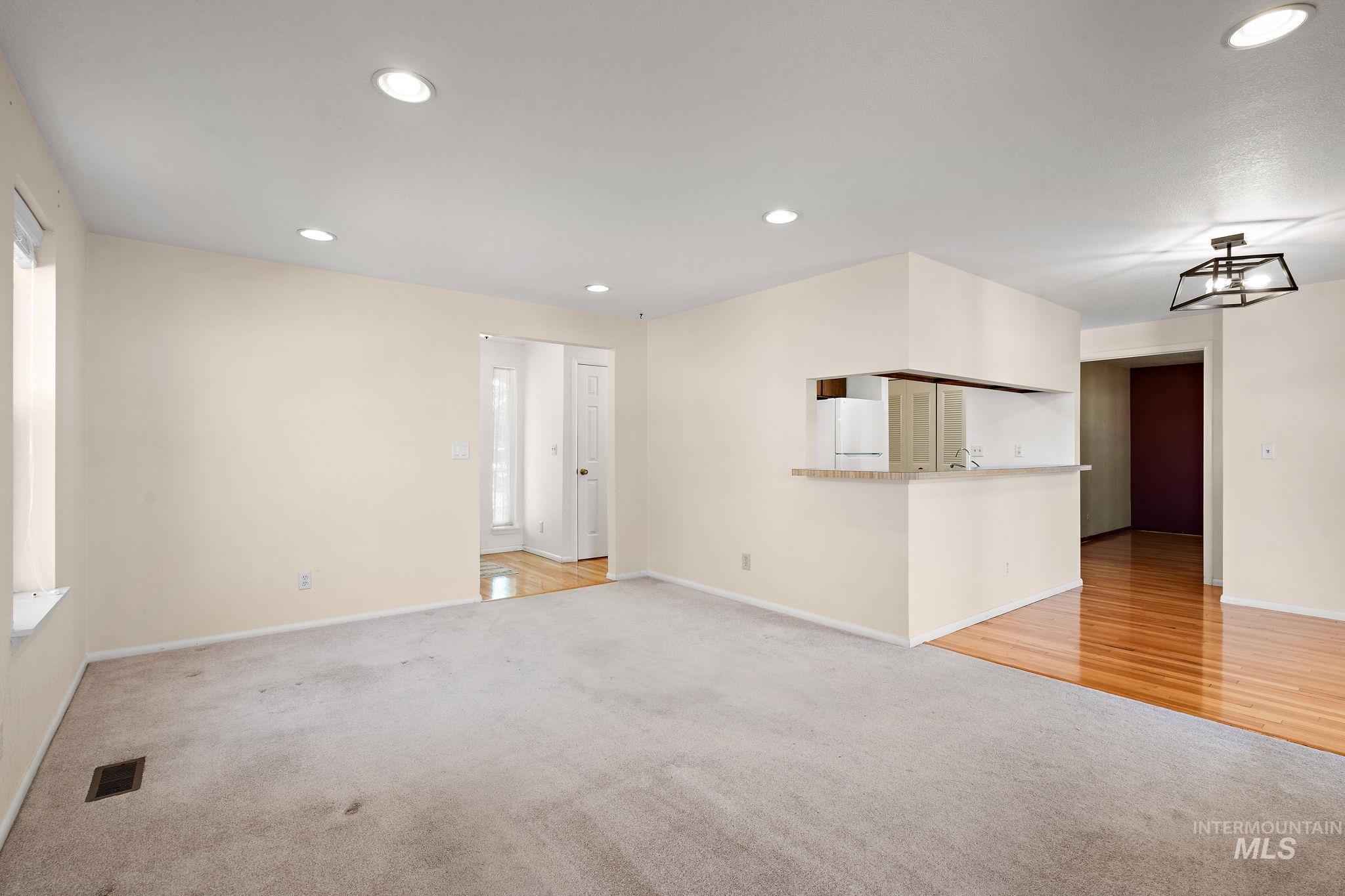 2603 N Westland Place Property Photo 4