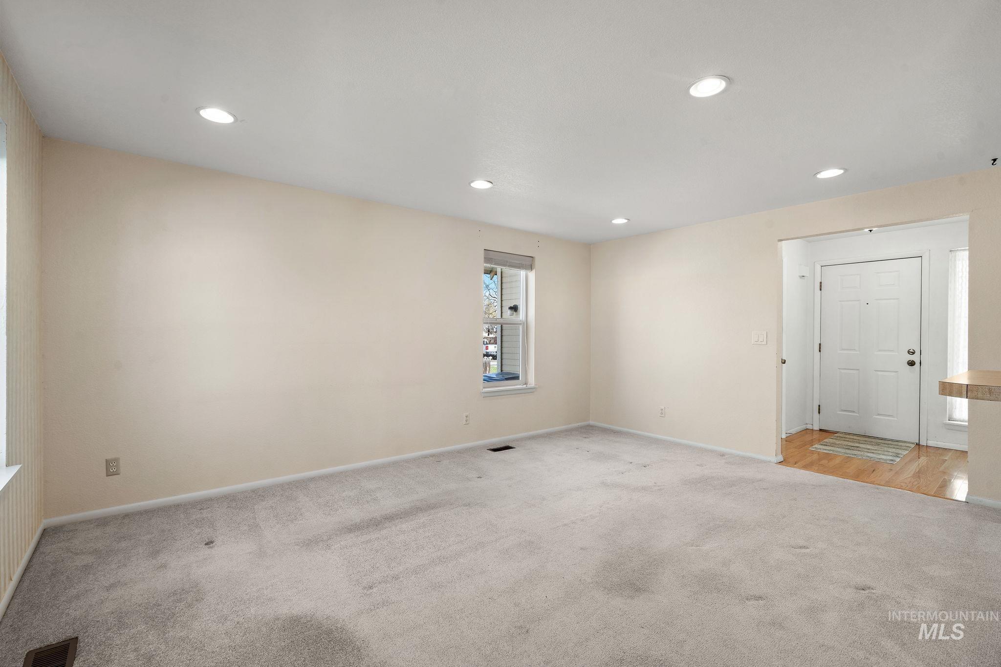 2603 N Westland Place Property Photo 5