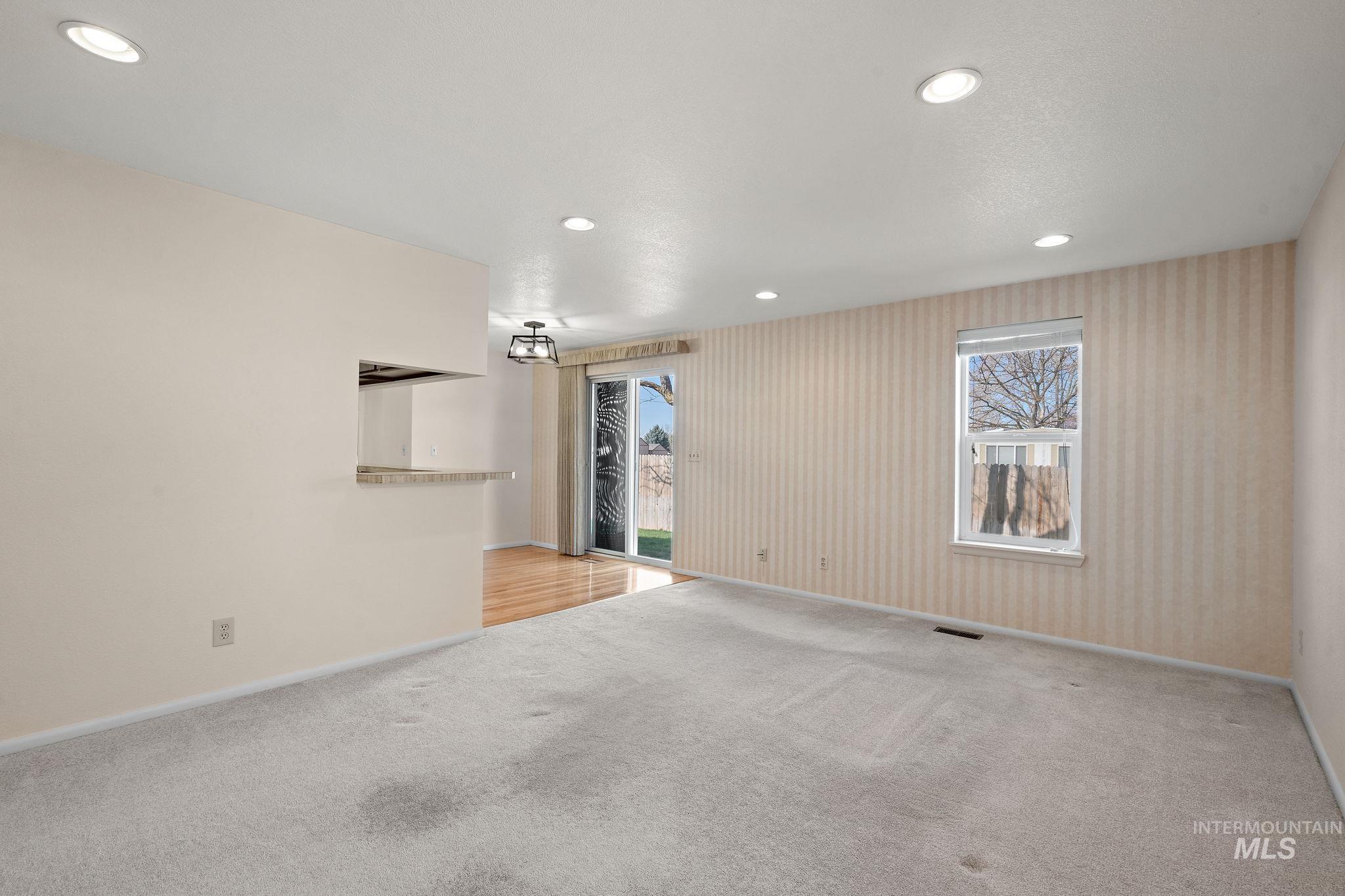 2603 N Westland Place Property Photo 6