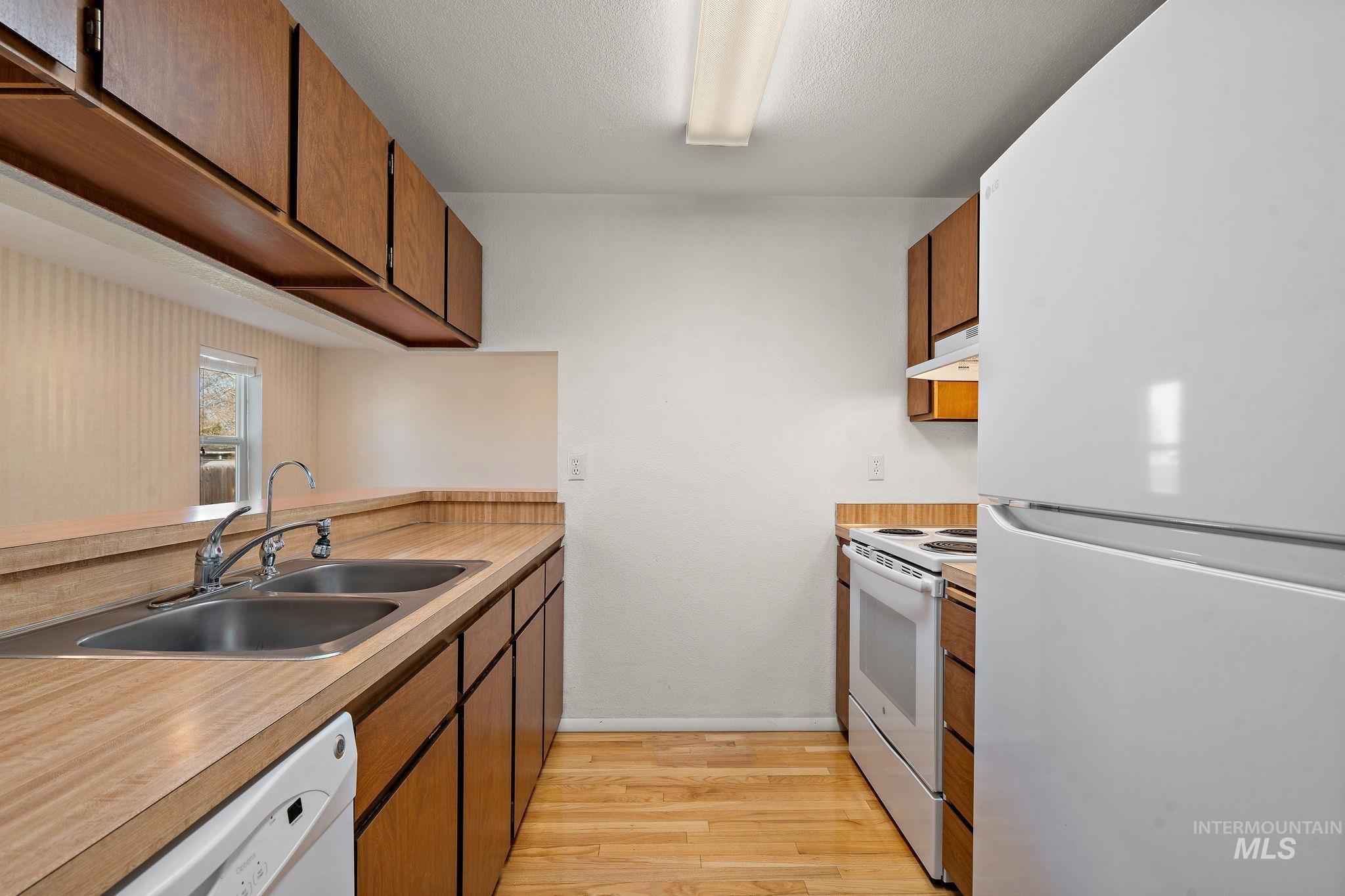 2603 N Westland Place Property Photo 18