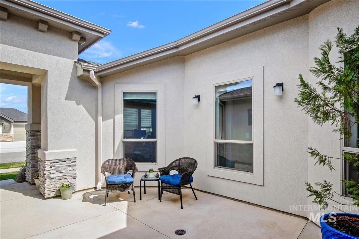 10085 W Golden Rain St. Property Photo 6