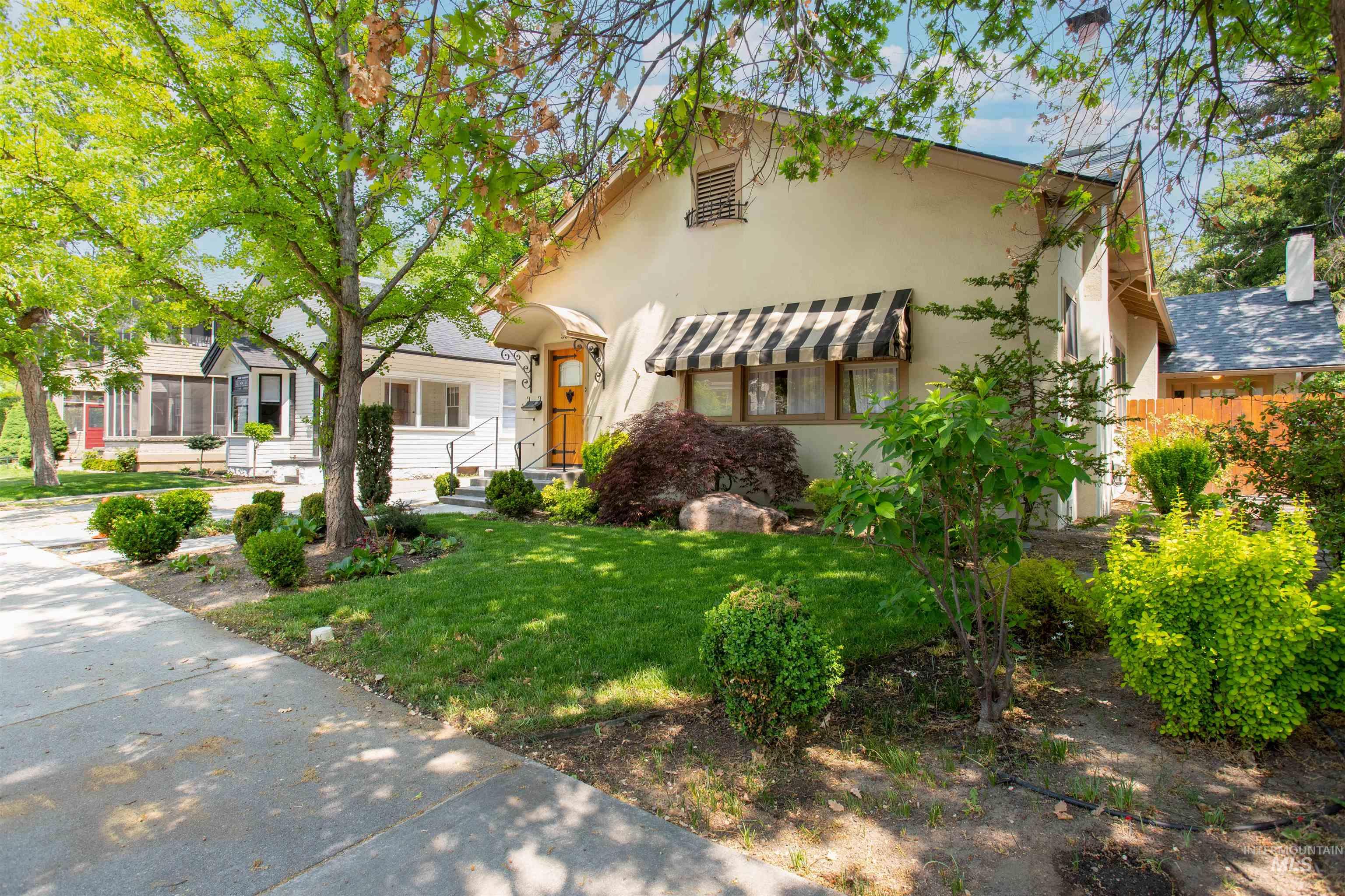 530 E Warm Springs Property Photo