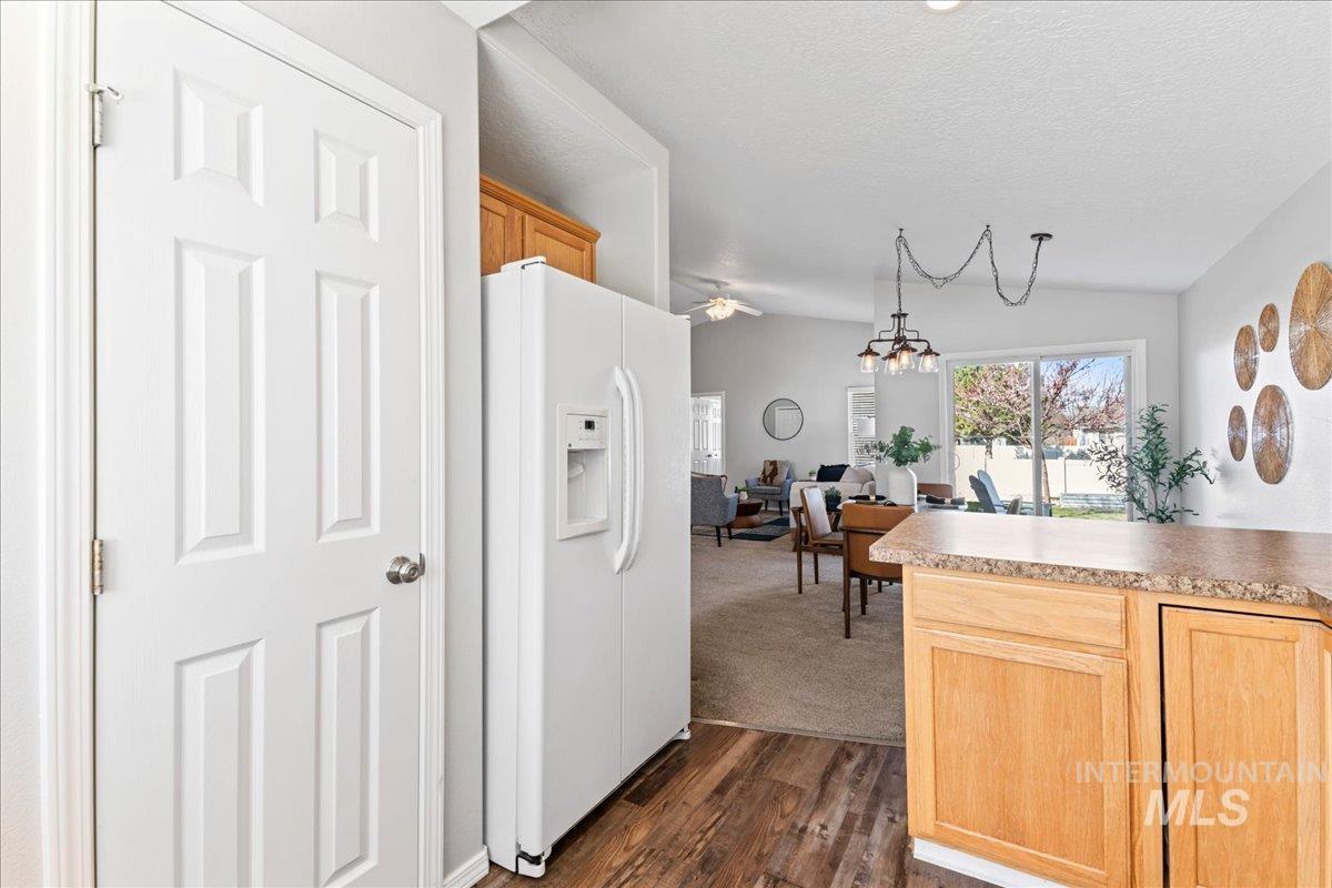 3709 S Big Springs Way Property Photo 10