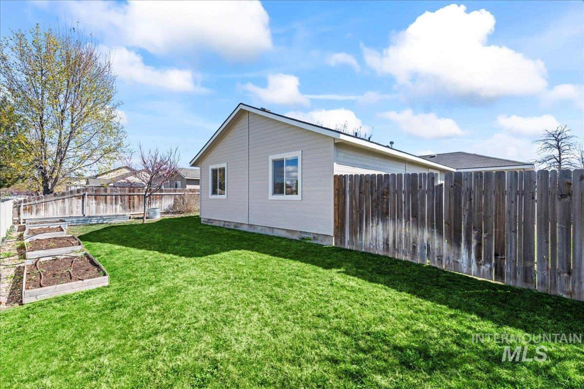 3709 S Big Springs Way Property Photo 34