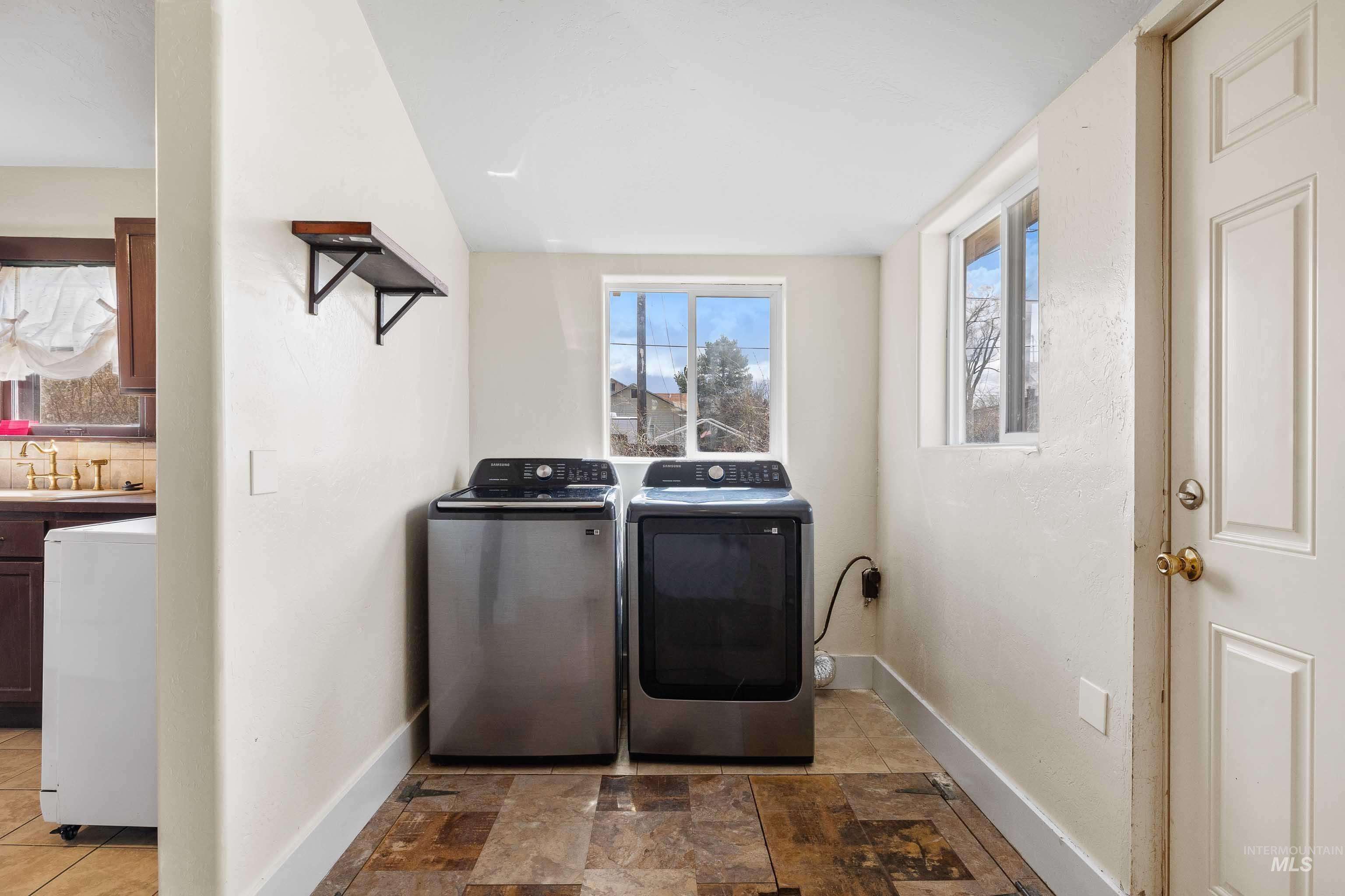 631 Ash Street Property Photo 13